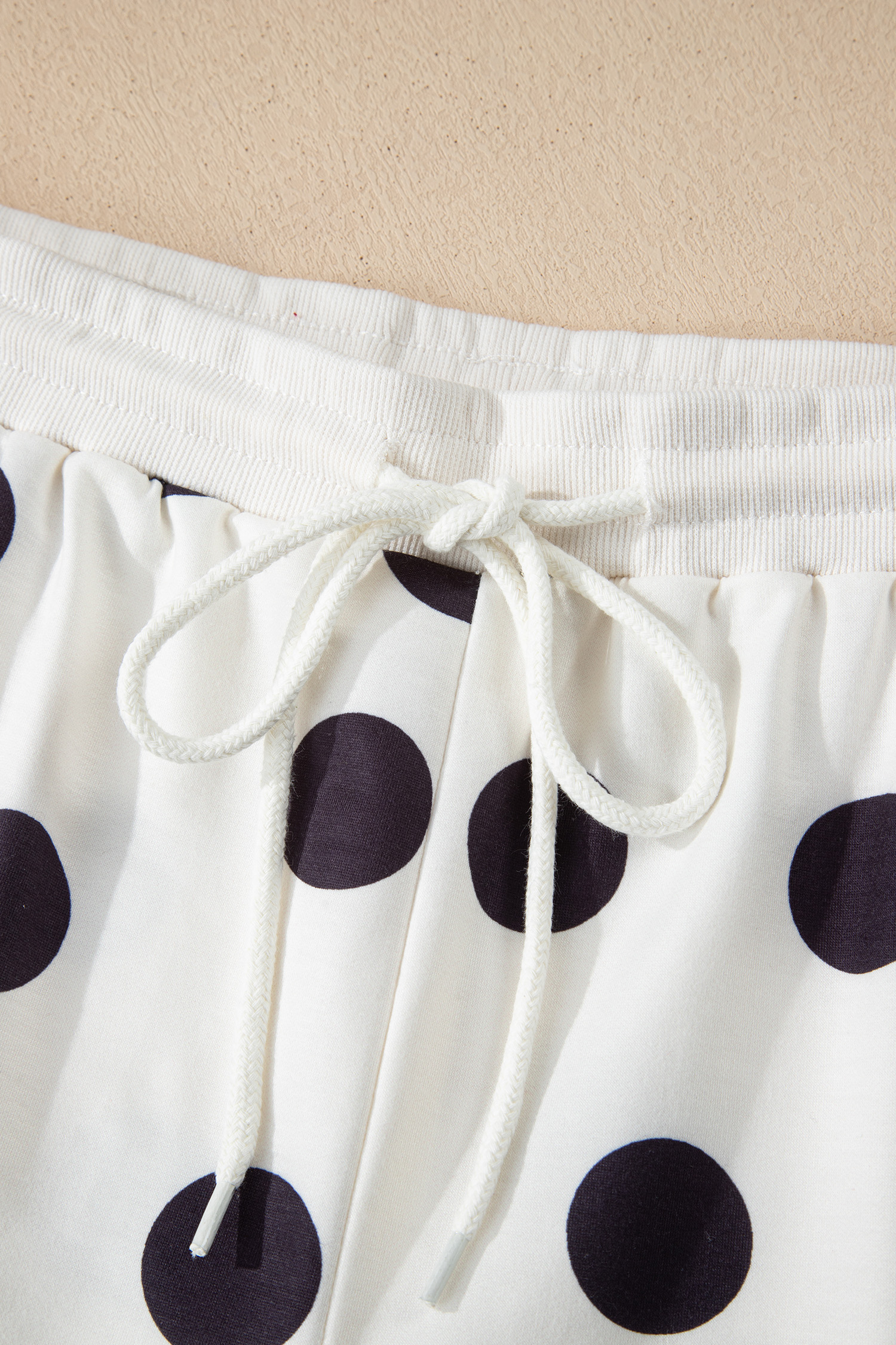 Beige Polka Dot Print Drop Shoulder Pullover Drawstring Jogger Pant Set