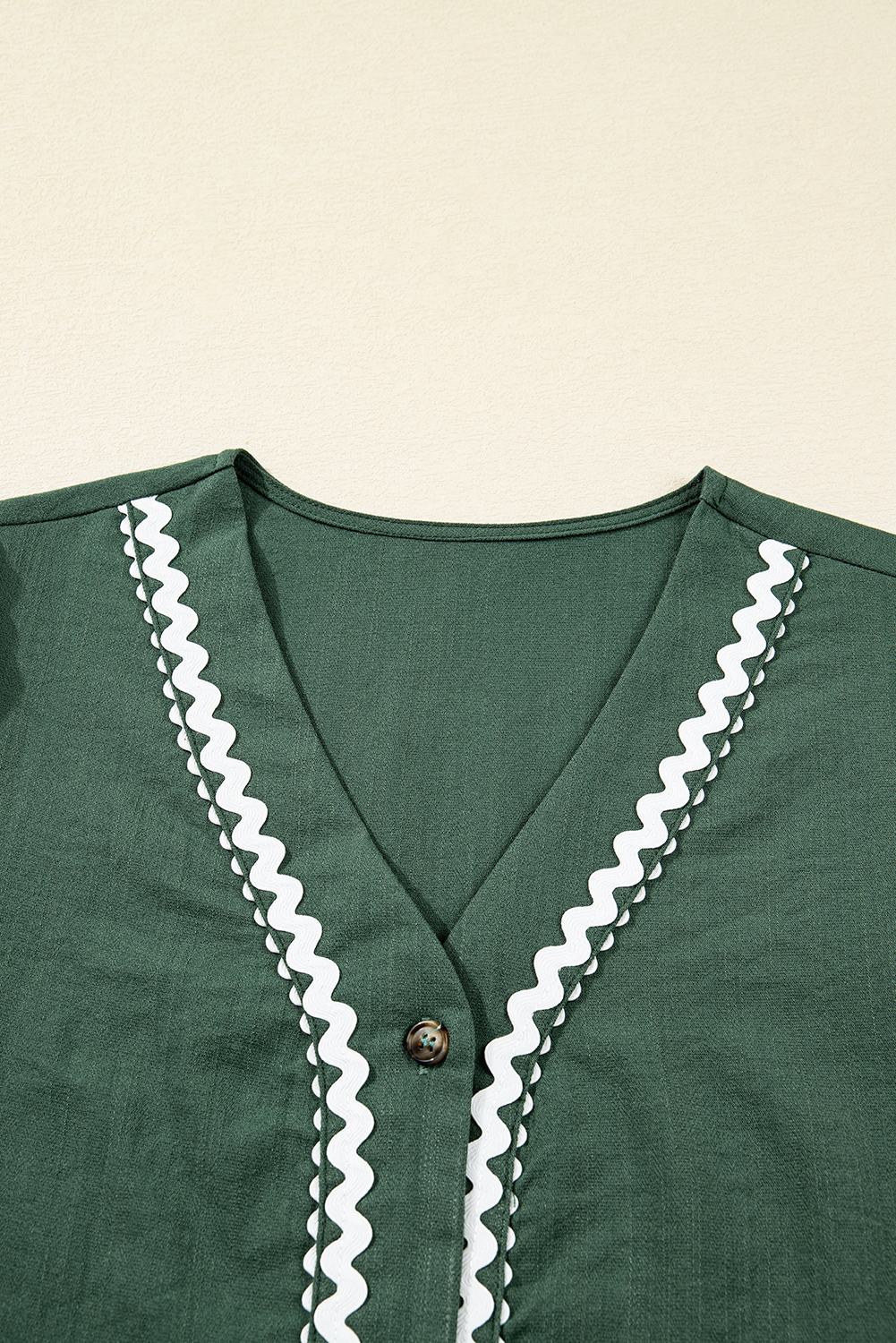 Canton Contrast Ricrac Trim Button V Neck Knotted Bracelet Sleeve Shift Dress