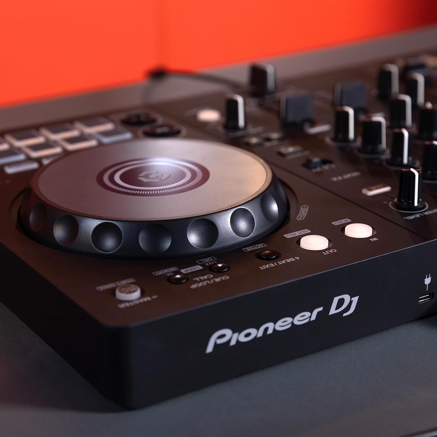 DJ DDJ-FLX4 2-Deck Controller – Graphite