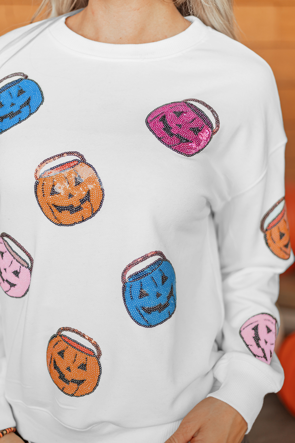White Halloween Pumpkin Lantern Sequin Patched Sweatshirt