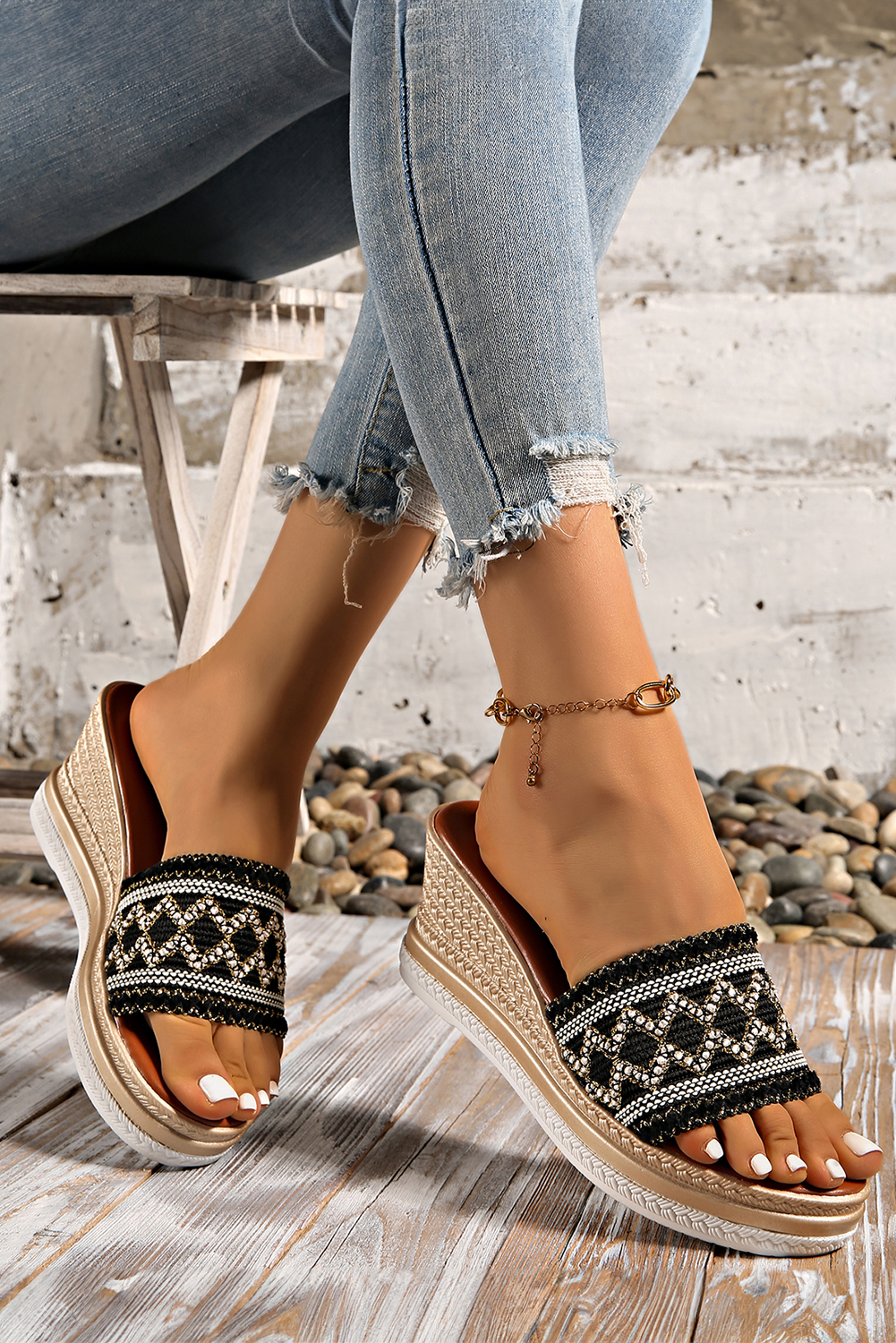 Black Woven Band PU Leather Wedge Slippers