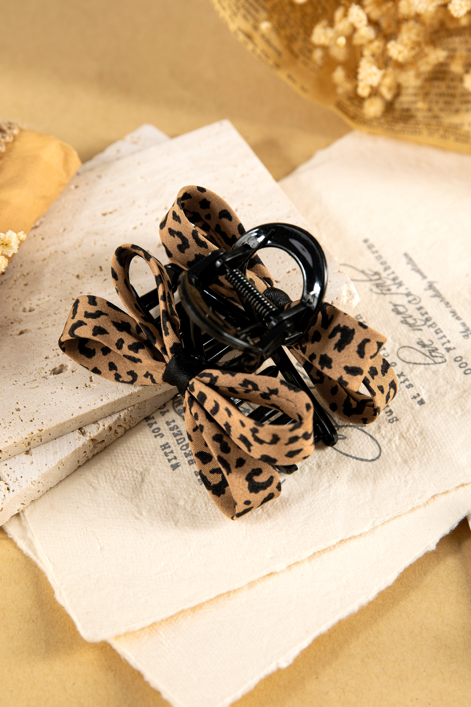 Chestnut Leopard Bow Applique Plastic Hair Claw Clip