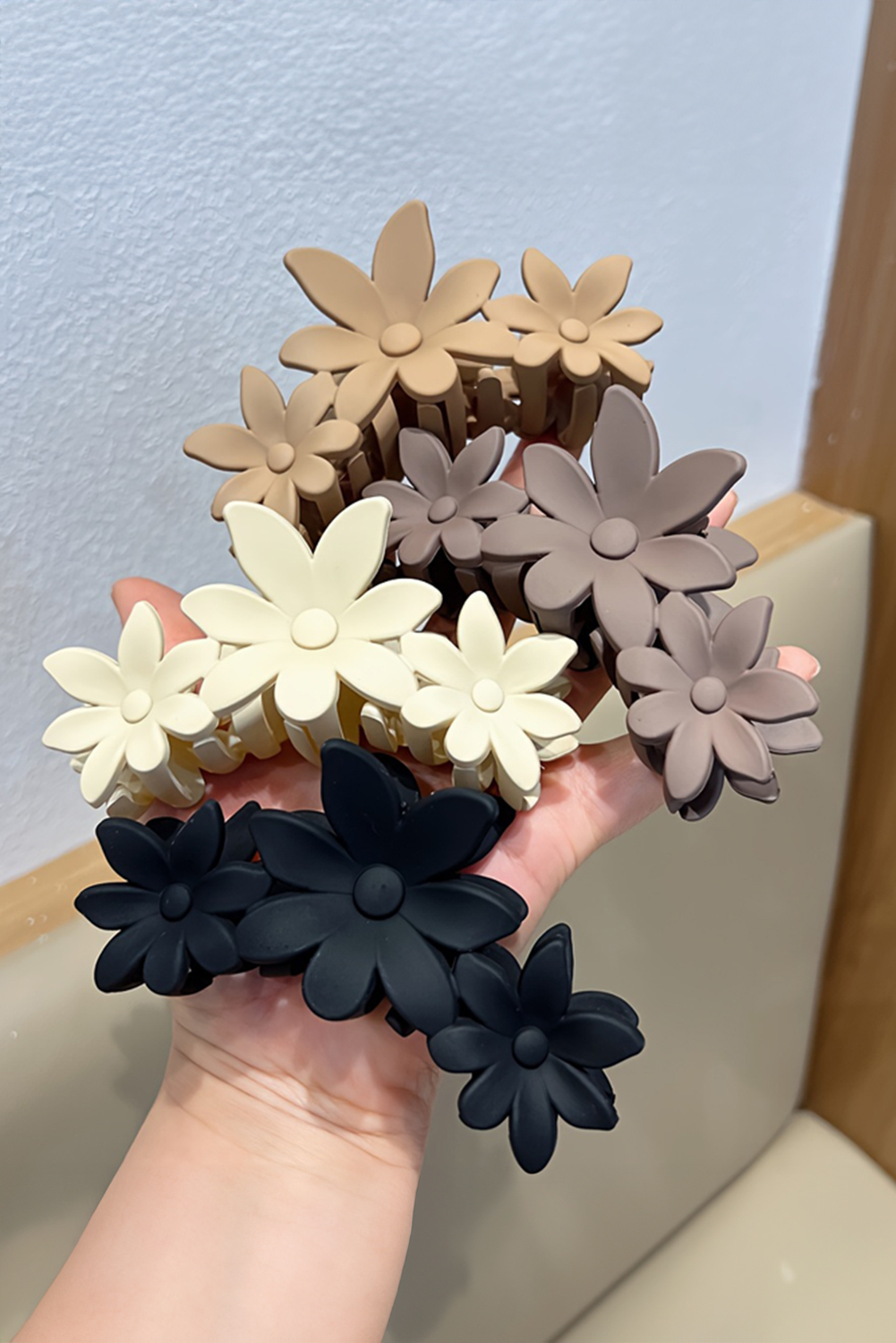Black Flower Shape Frosted Large Hair Claw Clip