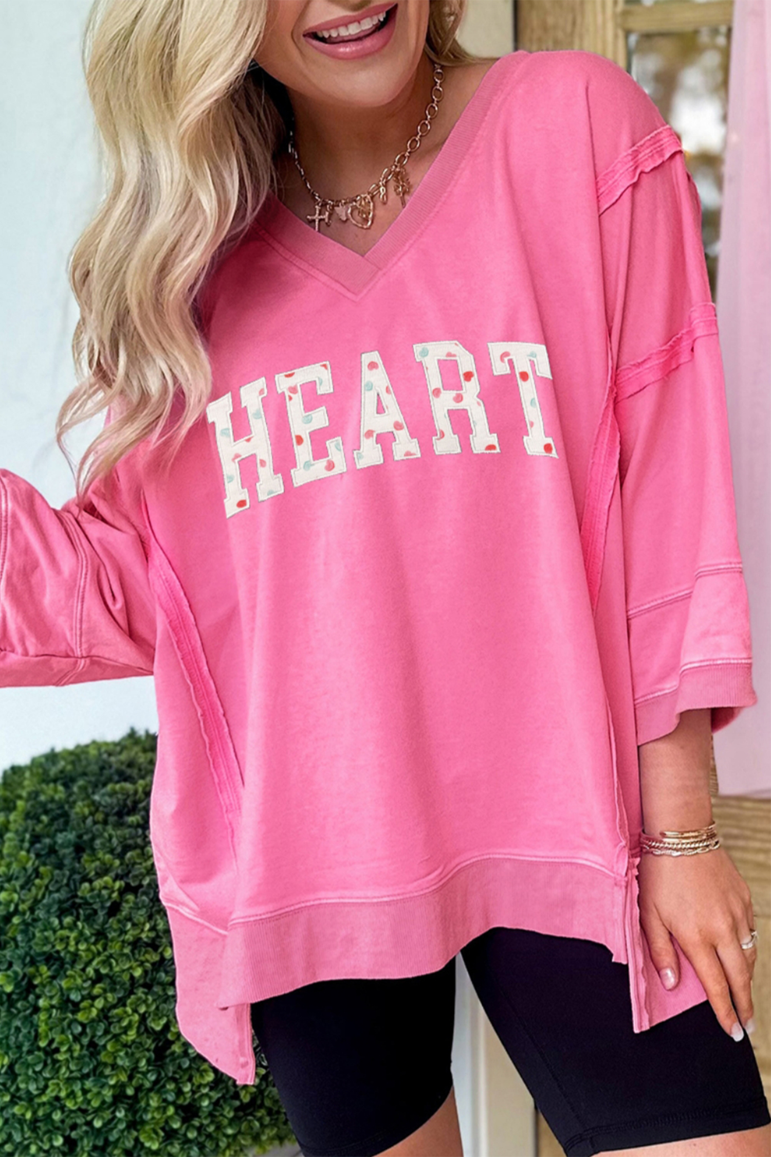 Bonbon Raw Seam Detail V Neck Letter HEART Patched Oversized Pullover