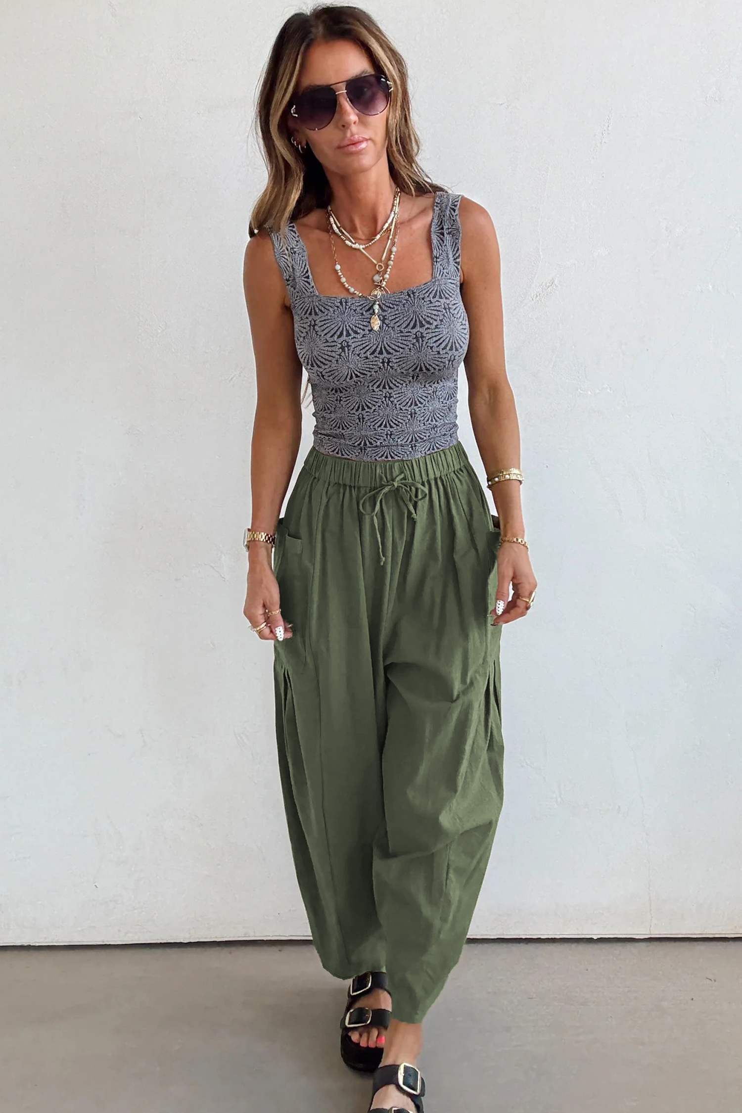 Black Drawstring Elastic Waist Patch Pocket Barrel Leg Casual Pants