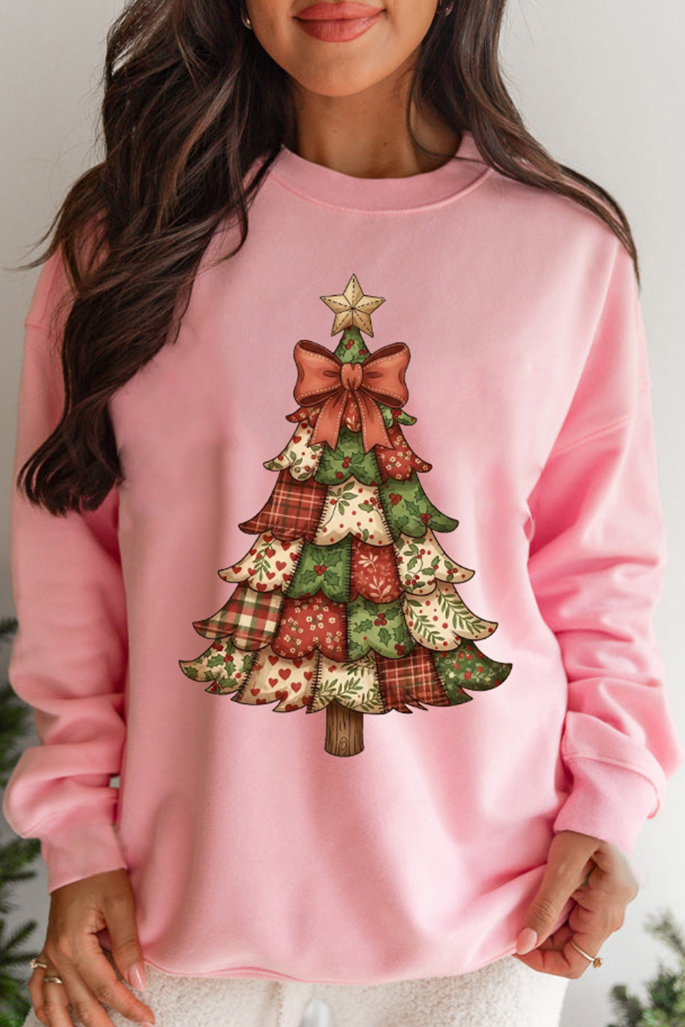Pink Christmas Tree Graphic Womens Baggy Sweatshirt