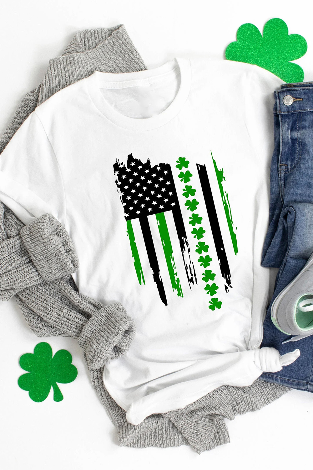 Black St. Patricks Lucky Clover Print O Neck T Shirt
