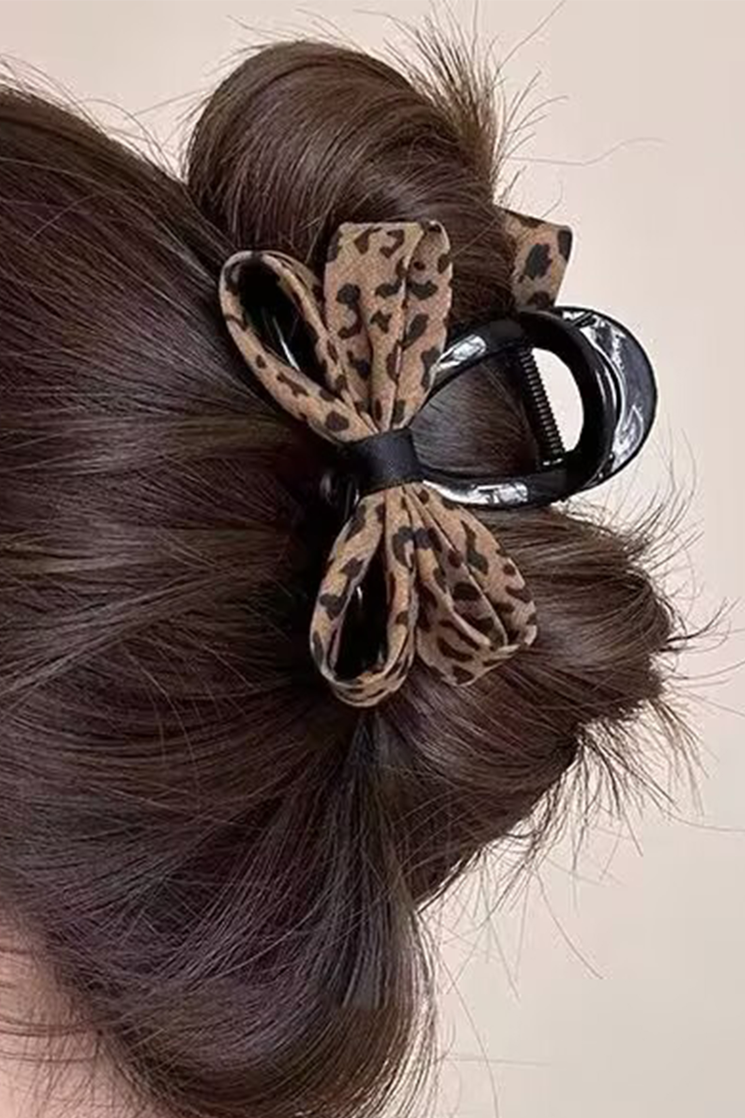 Chestnut Leopard Bow Applique Plastic Hair Claw Clip