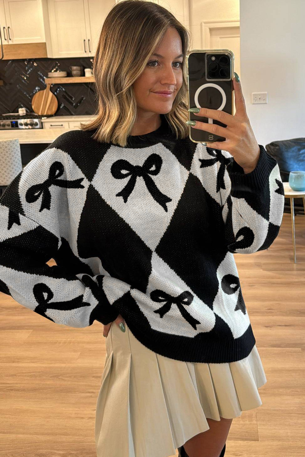 Black Bow Print 2-tone Rhombus Knit Loose Sweater