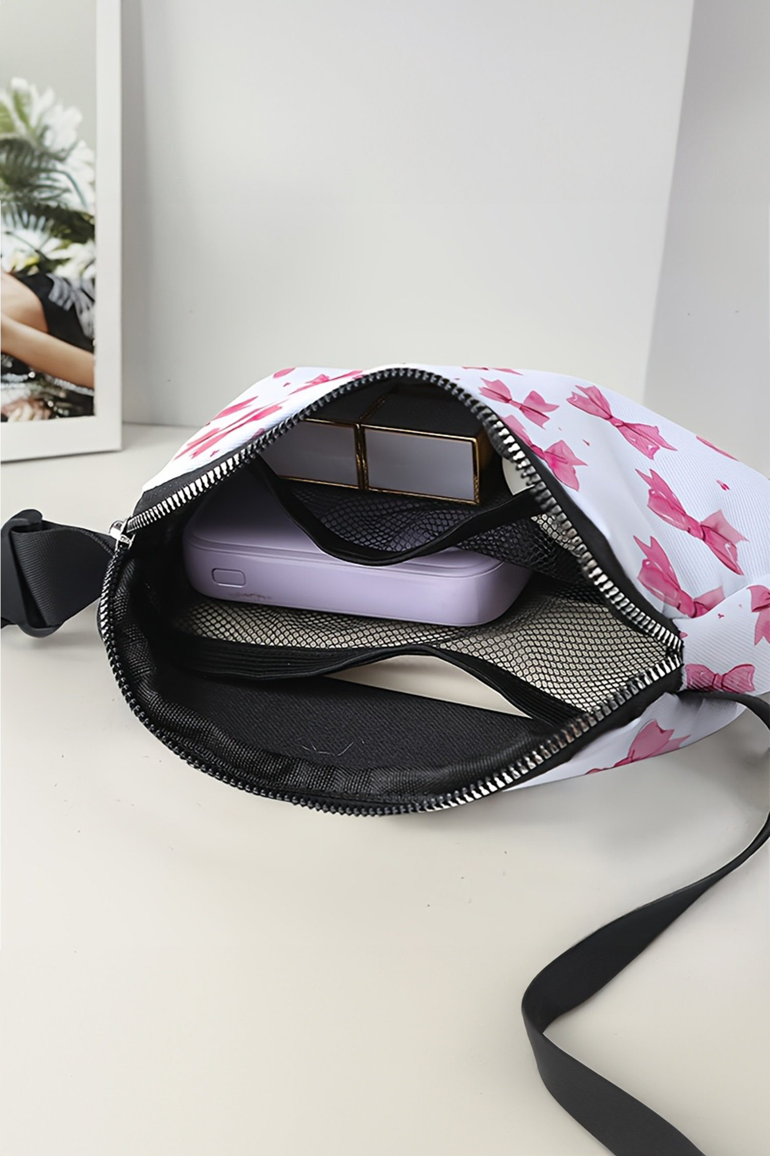 Bonbon Valentines Day Printed Canvas Crossbody Bag