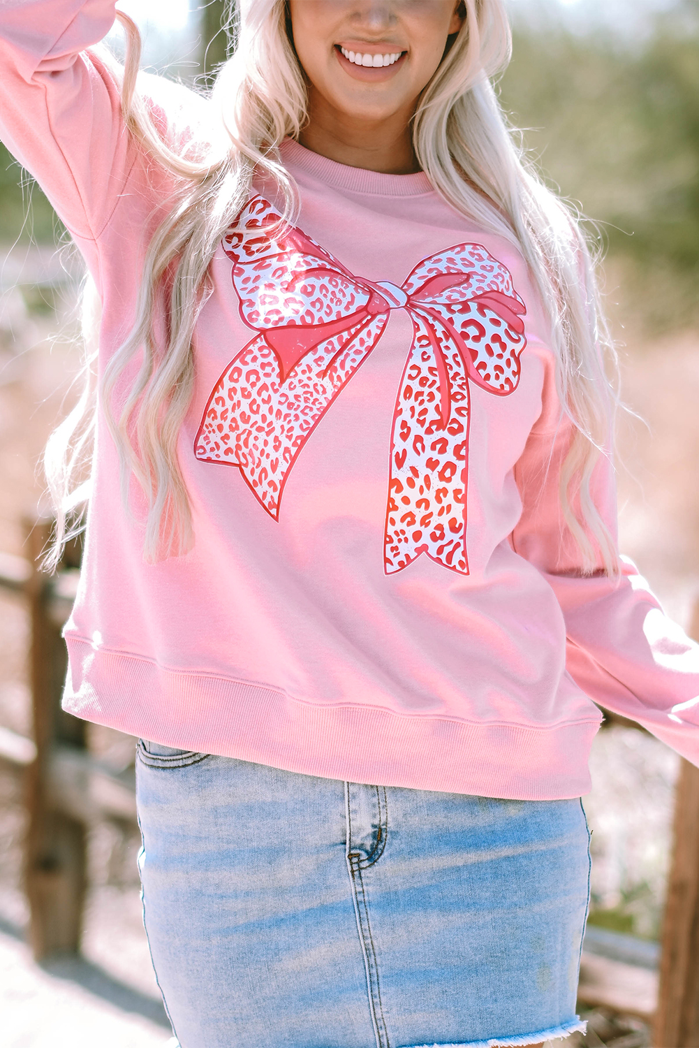 Pink Leopard Bowknot Printed Crewneck Pullover Sweatshirt