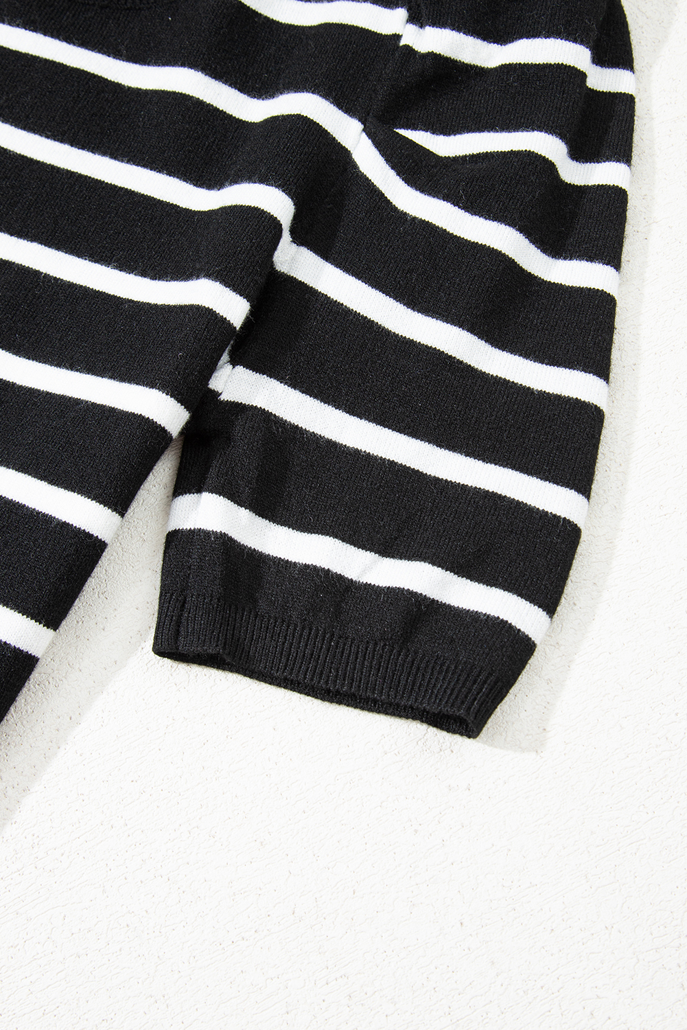 Blue Stripe Ribbed Trim Round Neck Bubble Sleeve Knitted Top