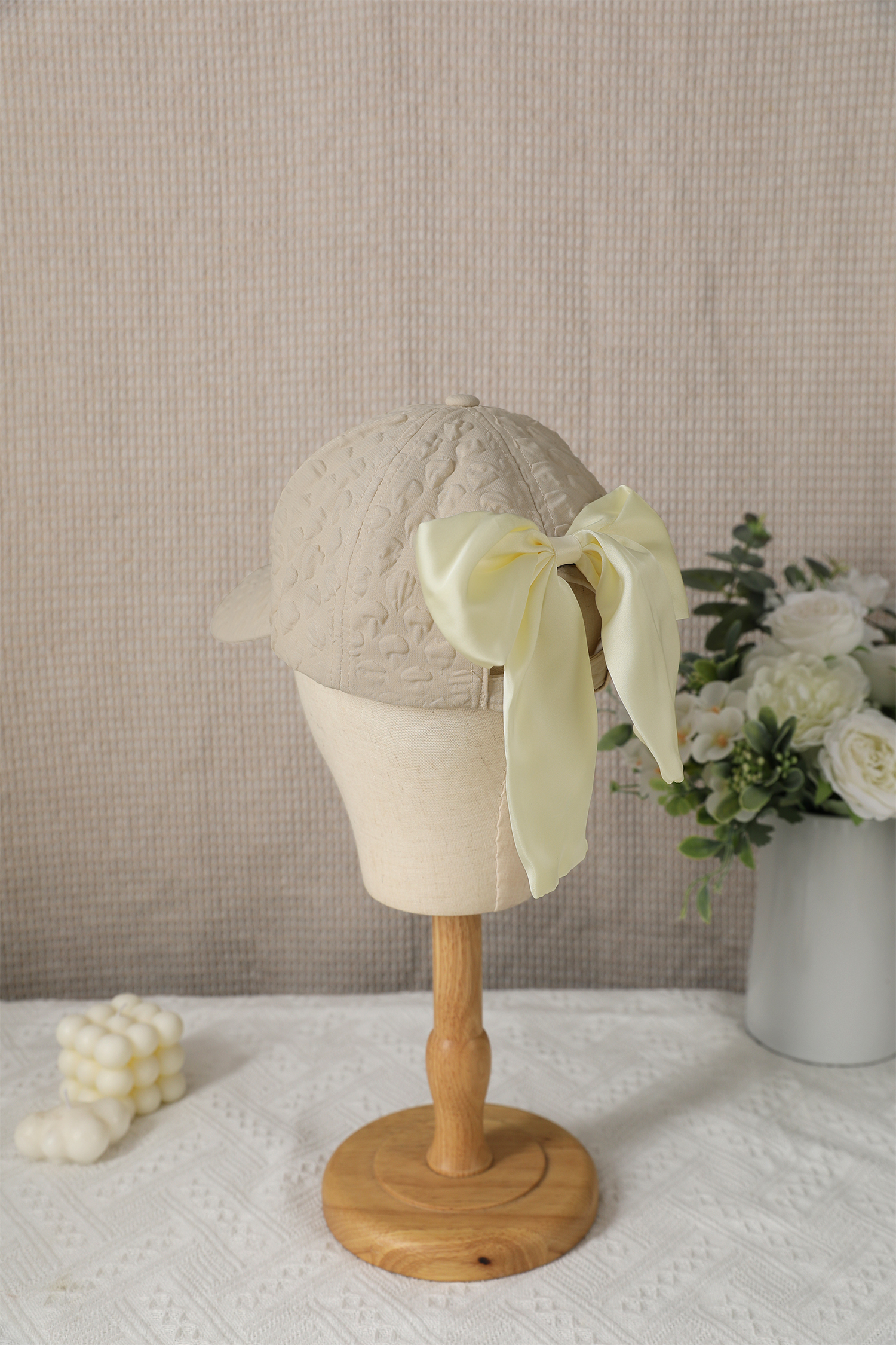White Ribbon Bow Detail Textured Baseball Cap