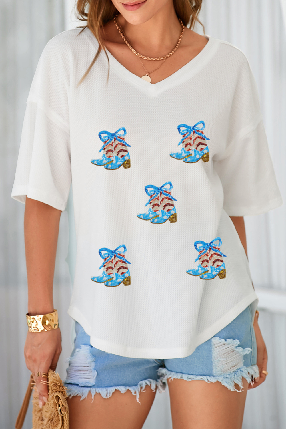 White Patriotic Bow Boots Patched Breathable Texture V Neck Loose Tee