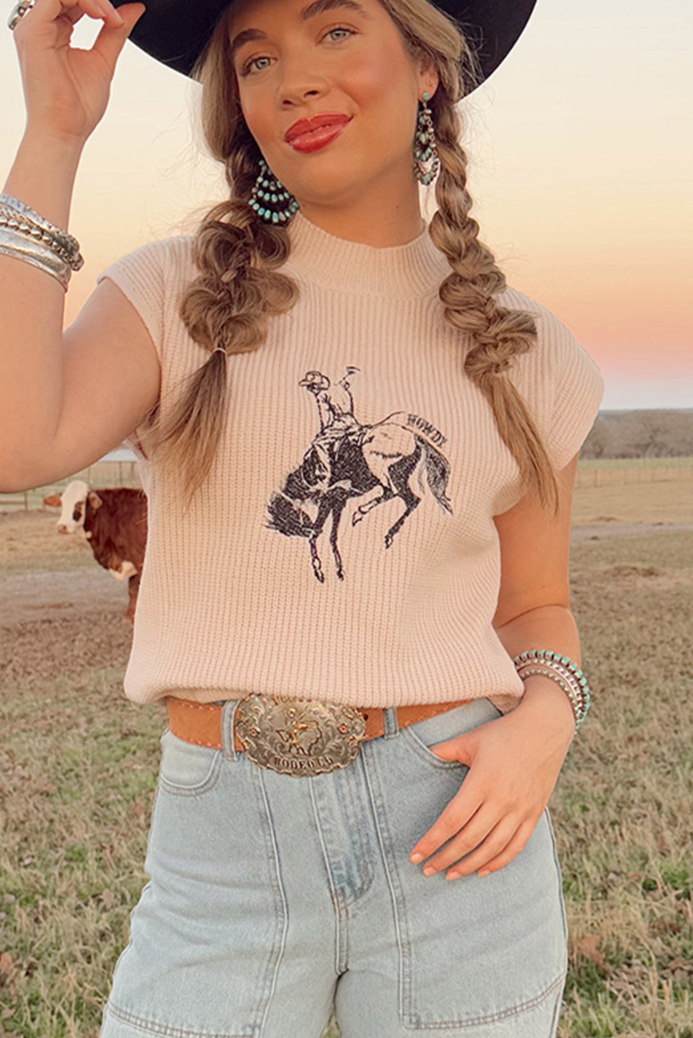 Black Western Cowboy Embroidery Round Neck Sleeveless Sweater