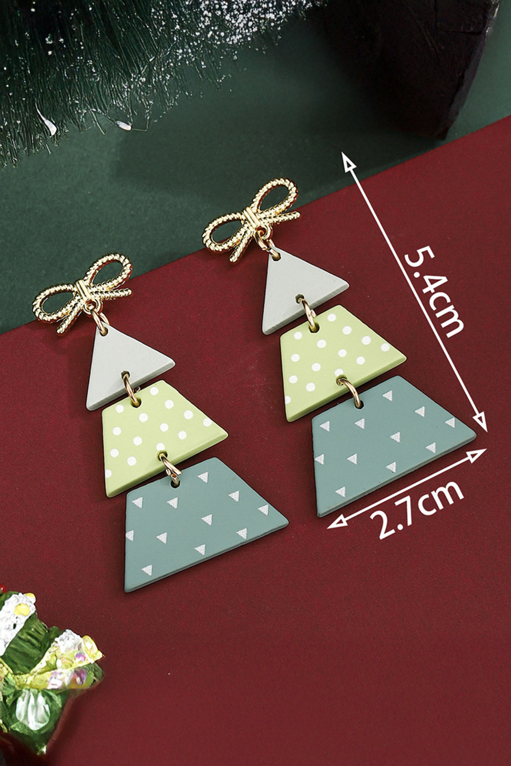 Light Green Geometric Christmas Tree Dangle Bow Accent Earrings