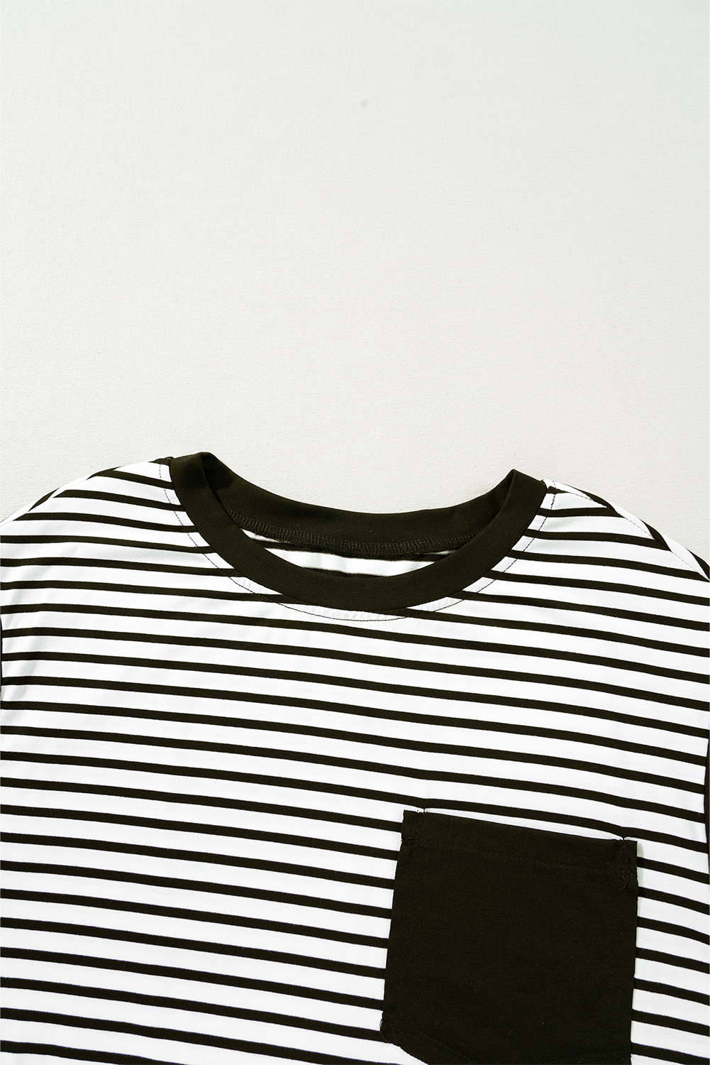 Red Stripe Chest Pocket Patch Round Neck Tank Top
