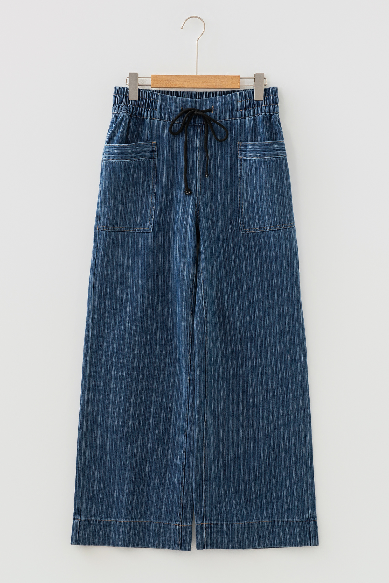 Blue Stripe Contrasted Drawstring Pocketed Loose Jeans