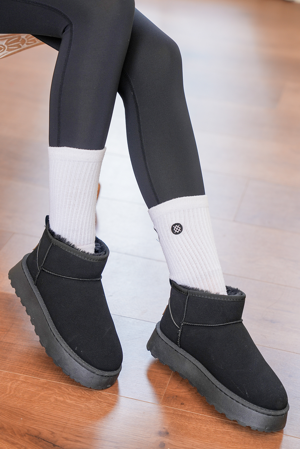 Chestnut Faux Fur Lined Suede Ankle Snow Boots