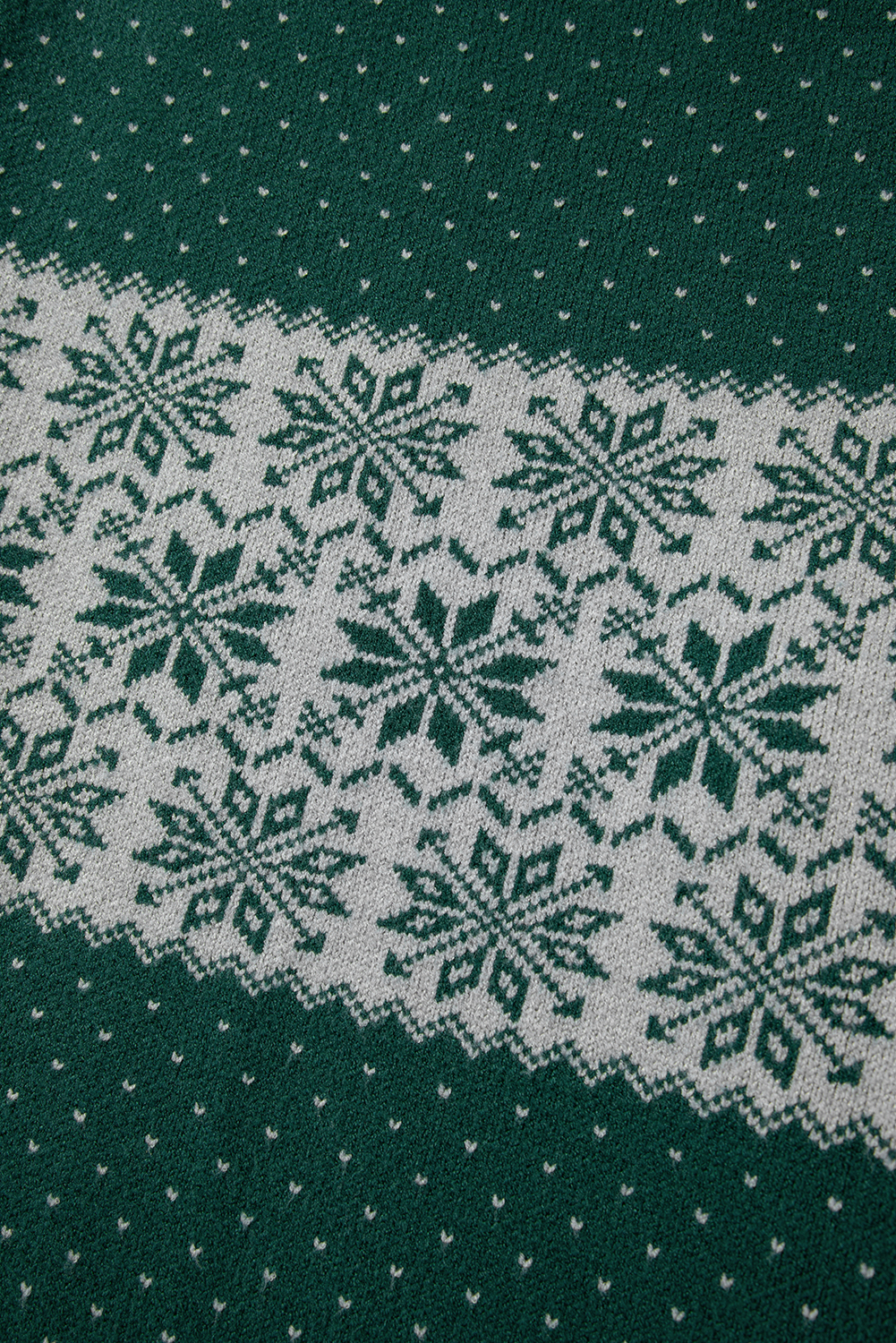 Green Christmas Snowflake Dotted Print Round Neck Sweater