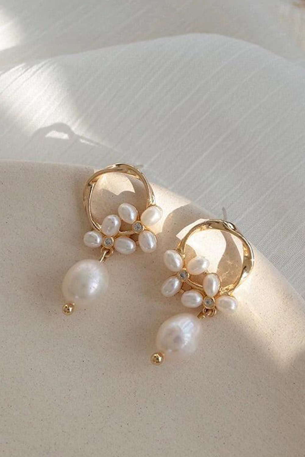 Gold Plated Hoop Pearl Casual Wear Stud Earring