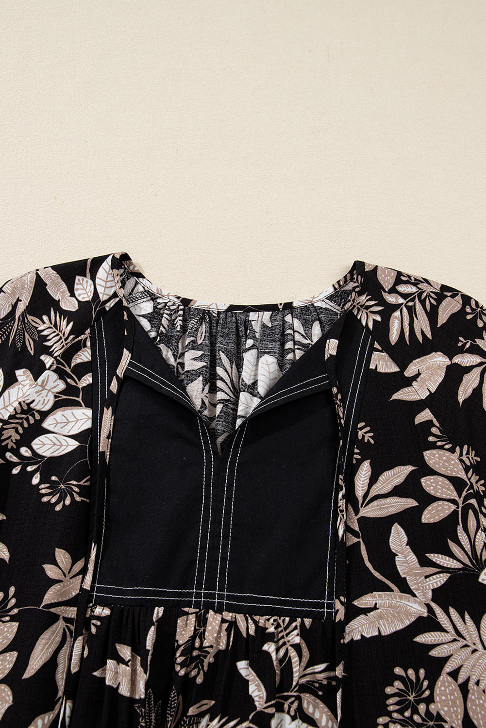 Black 3/4 Sleeve Botanical Print Split Neck Loose Mini Dress