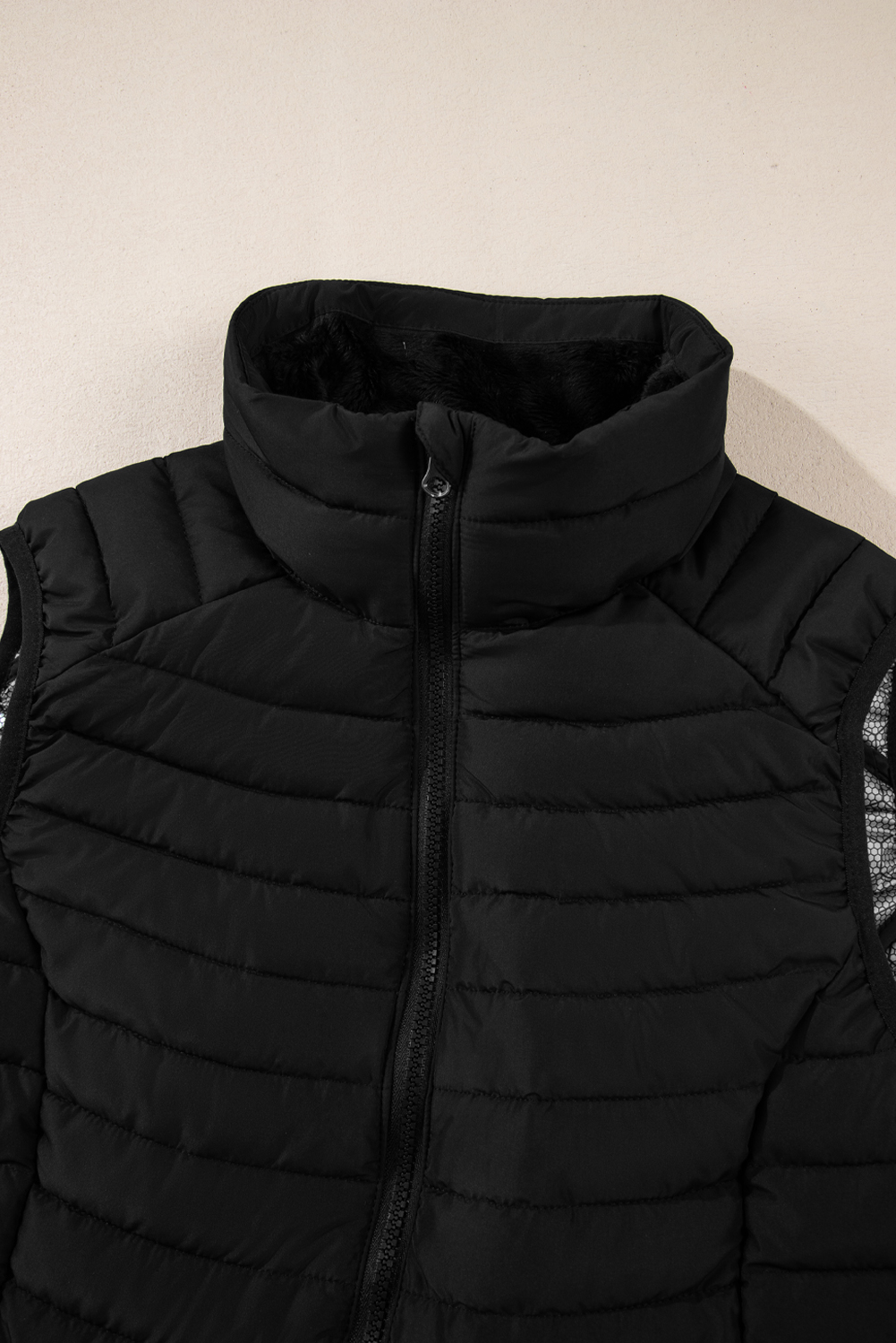 Silvery Plush Collared Quilted Zipped Puffer Vest