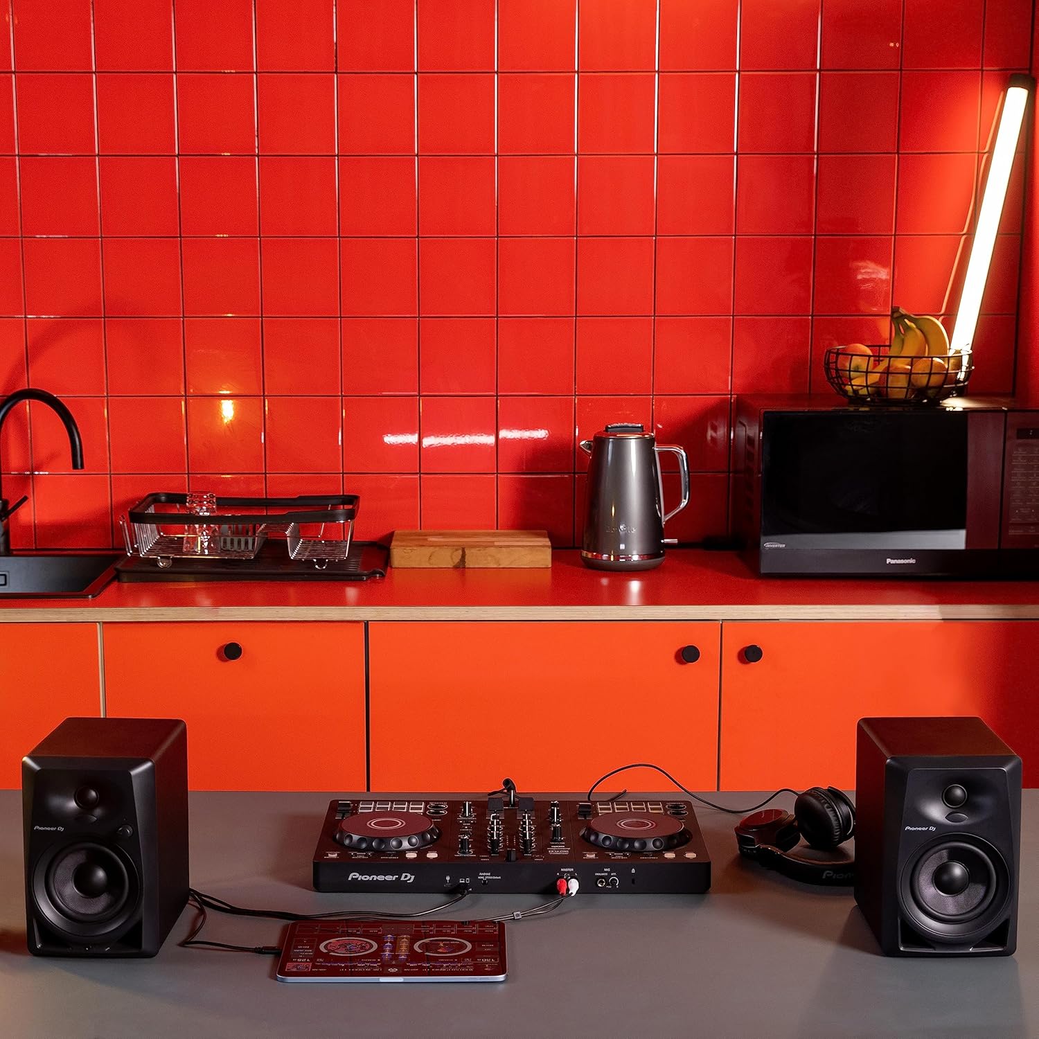 DJ DDJ-FLX4 2-Deck Controller – Graphite