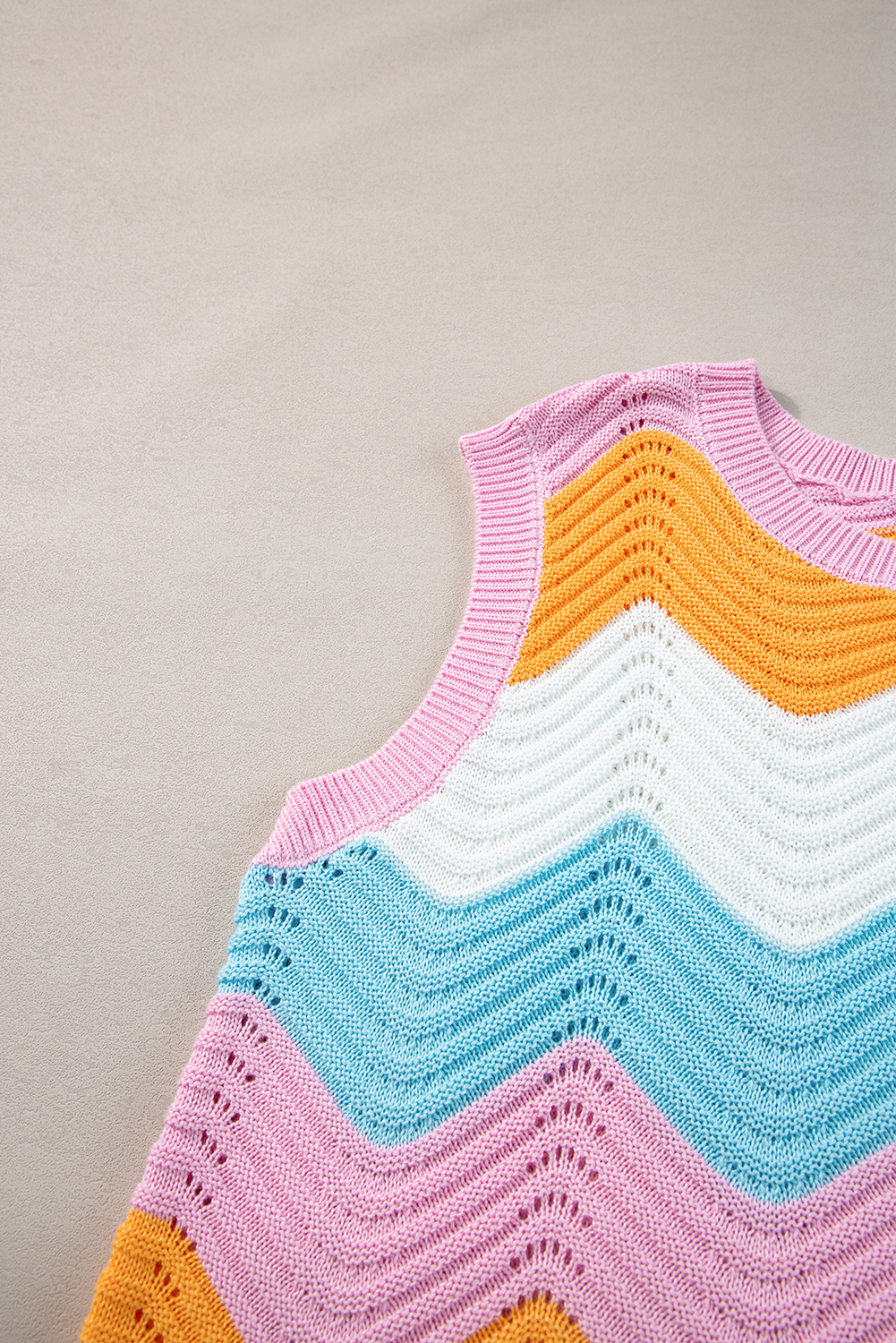 Multicolour Wavy Striped Print Textured Knit Sleeveless Sweater Top