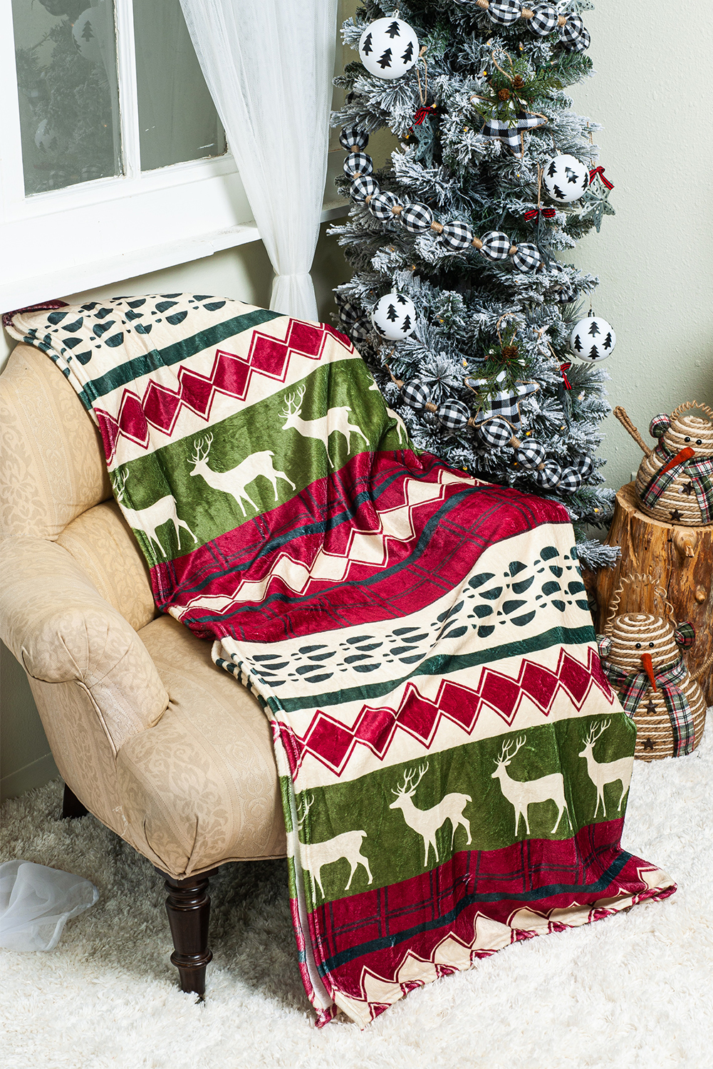 White Christmas Reindeer Snowflake Printed Sherpa Blanket