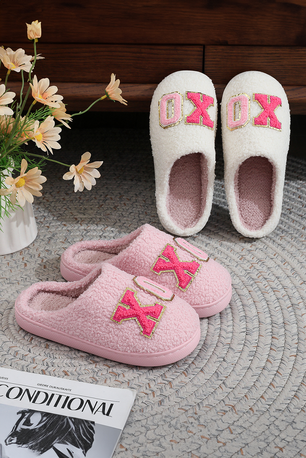 White XO XO Glitter Trim Letter Patched Plush House Slippers
