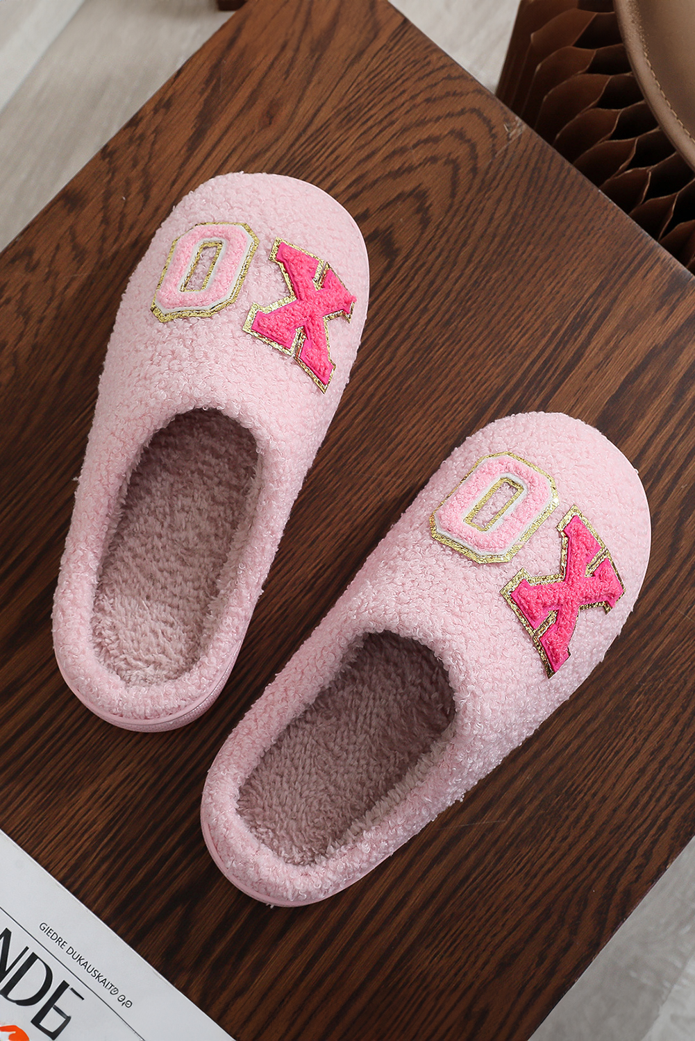White XO XO Glitter Trim Letter Patched Plush House Slippers