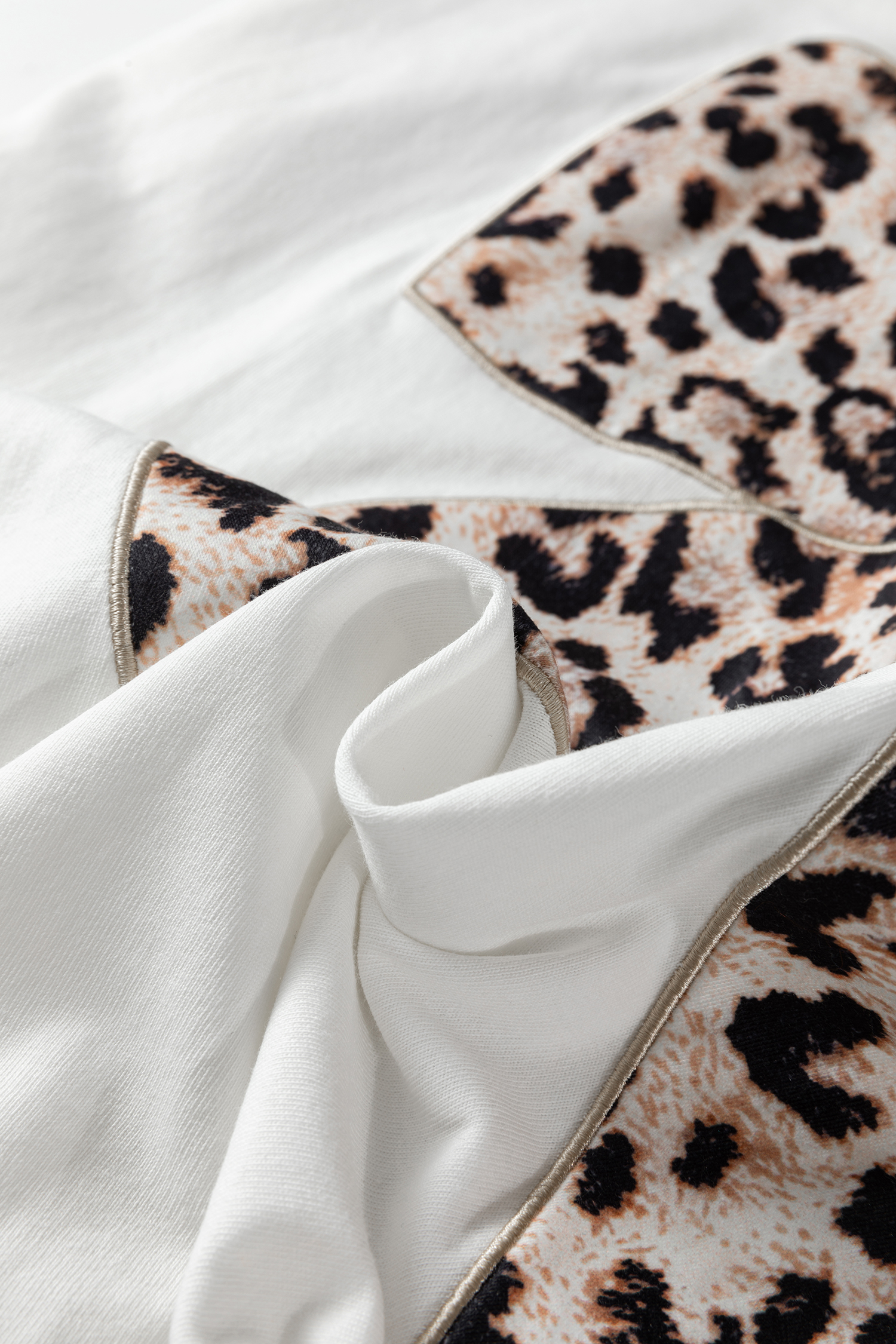 Pink Leopard Bow Embroidered Cotton Round Neck T Shirt