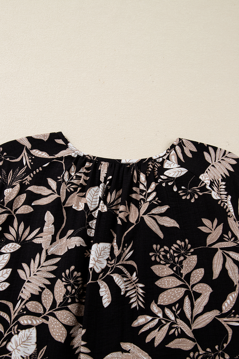 Black 3/4 Sleeve Botanical Print Split Neck Loose Mini Dress