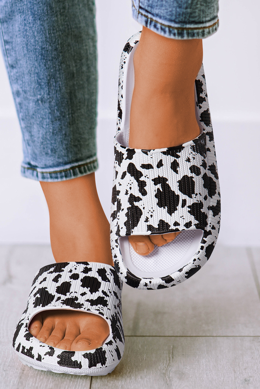White Leopard Print Thick Sole Slip On Slippers