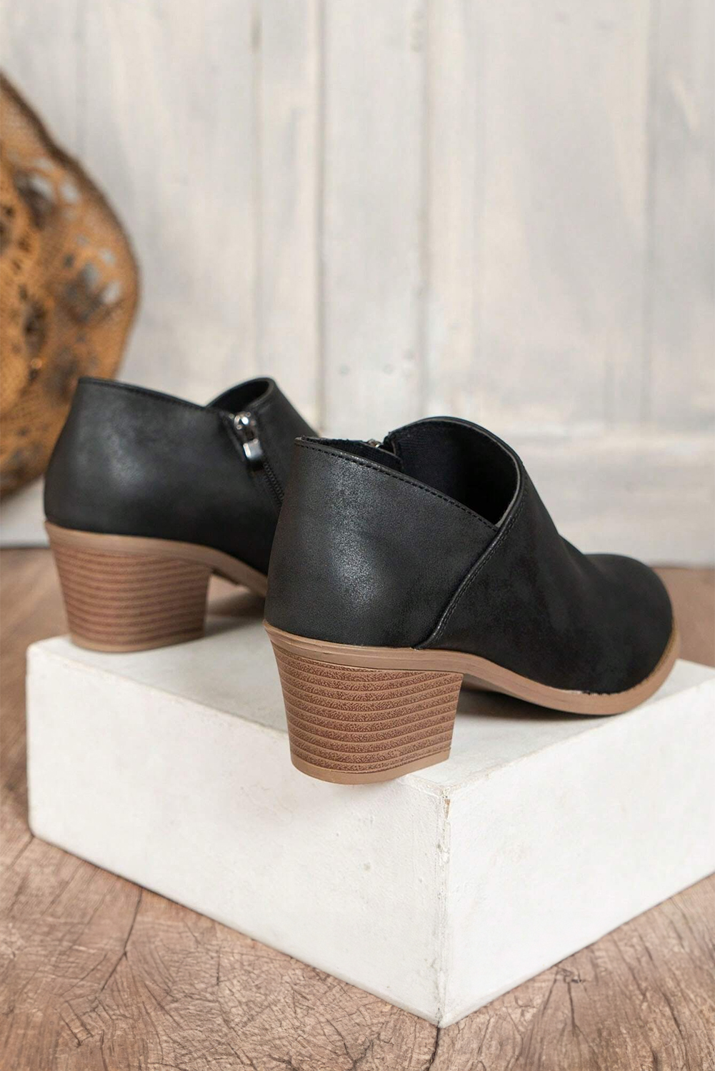 Philippine Gray Tulip Opening Suede Ankle Boots