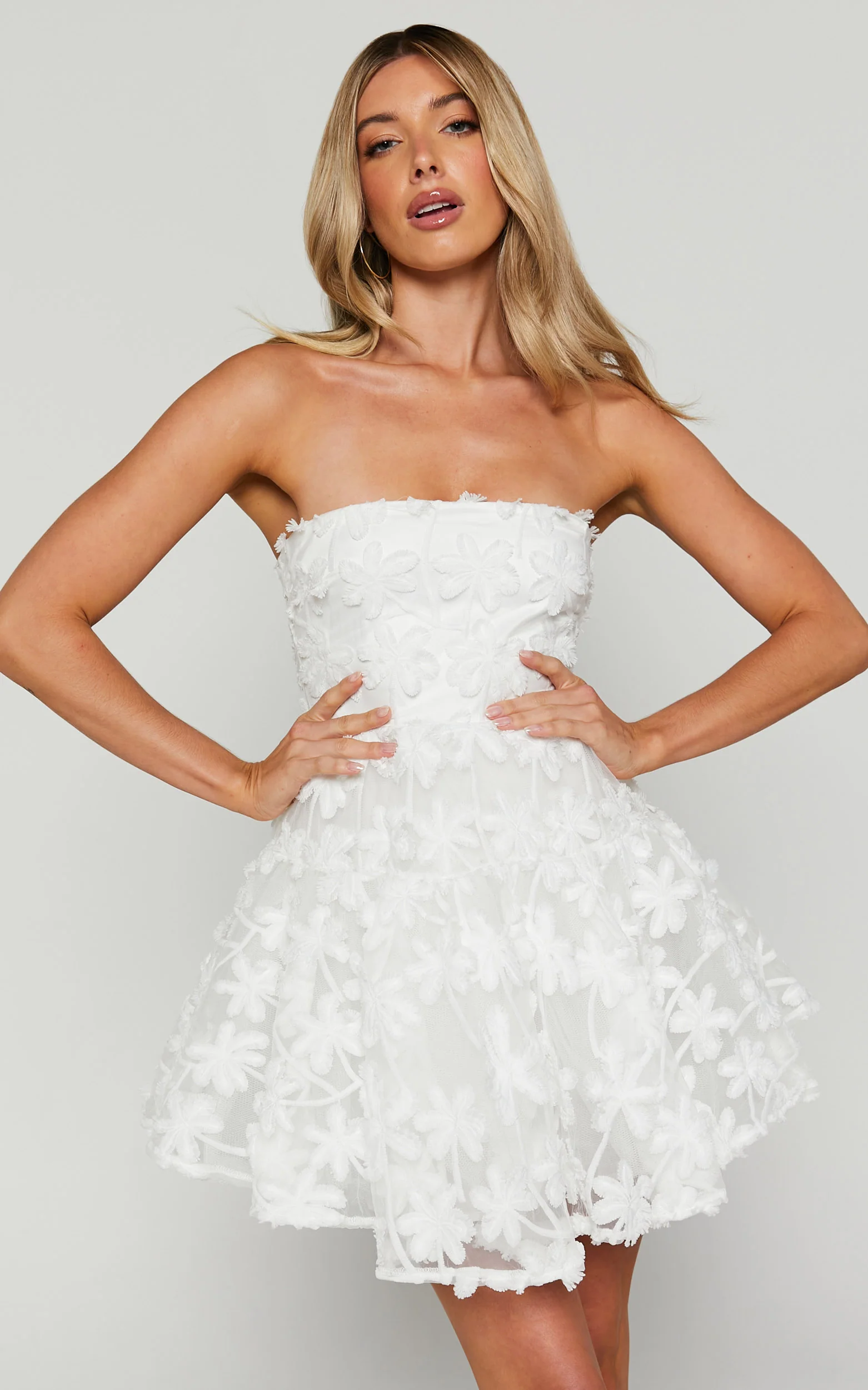 Strapless 3D Embroidery Dress in White