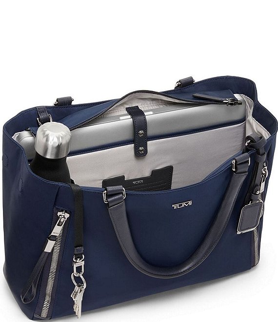 Voyageur Valetta Medium Travel Tote Bag
