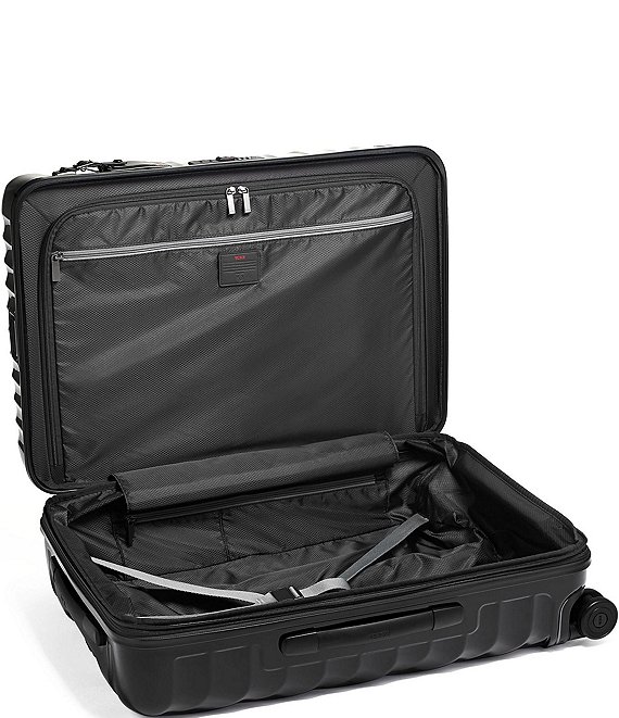 19 Degree Short Trip Expandable 4 Wheeled Packing Suitcase