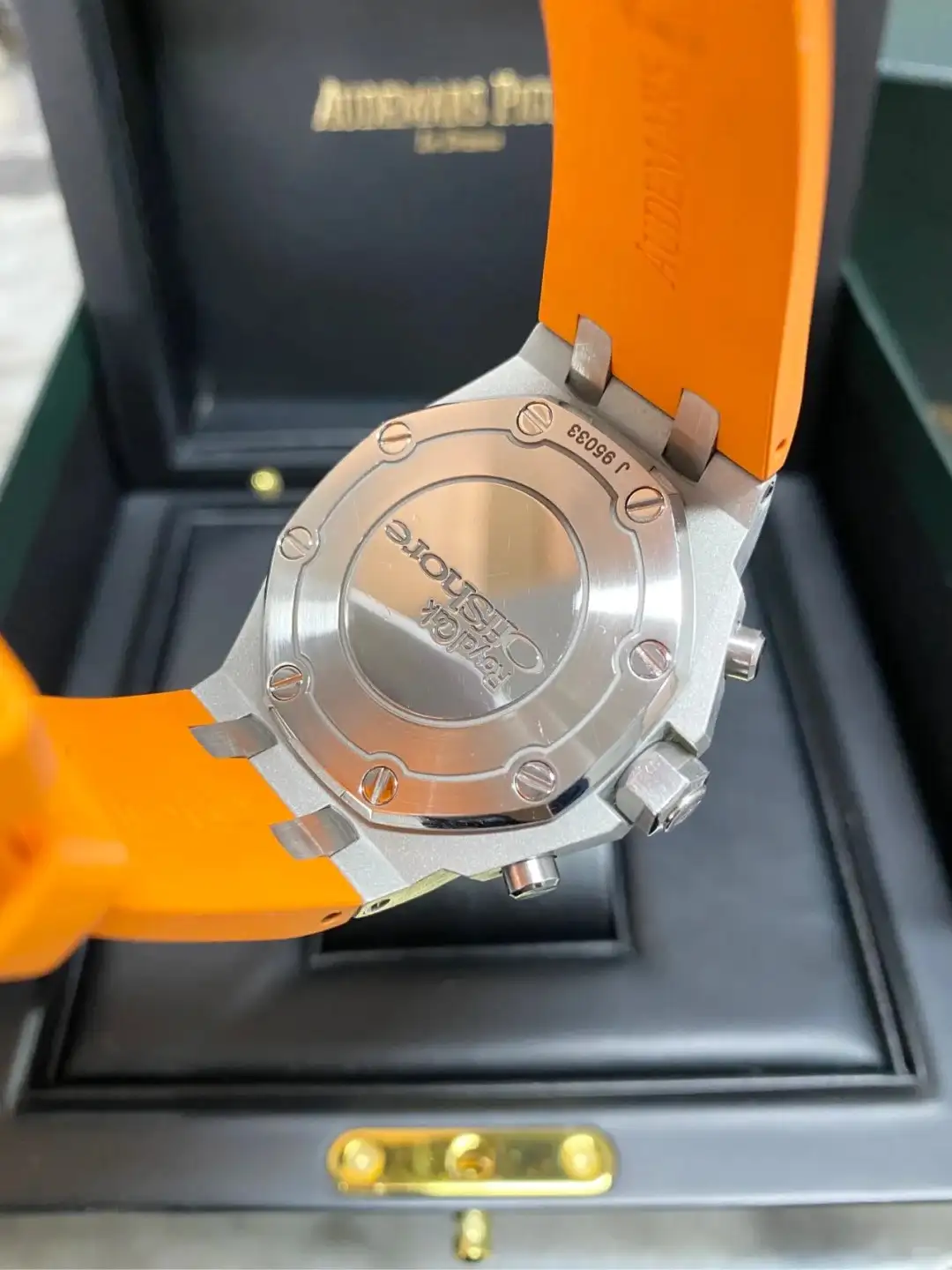 Audemars Piguet Royal Oak Offshore Selfwinding Chronograph Orange 26231ST.ZZ.D070CA.01