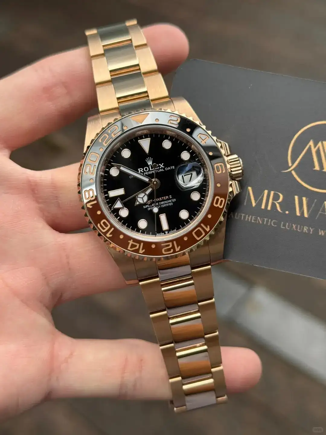 Rolex GMT-Master II Oyster 40 mm Everose gold 126715CHNR