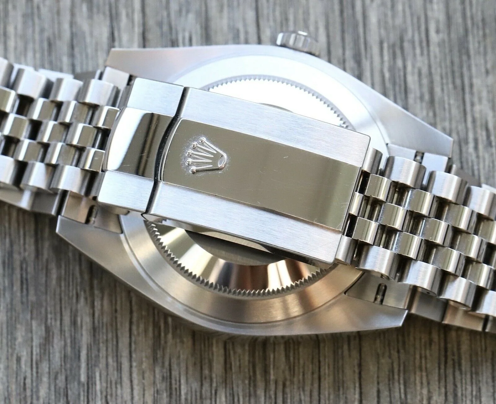 Superclone Rolex Datejust 41mm Rhodium Dial 126334  Wimbledon  Flutted / Jubilee