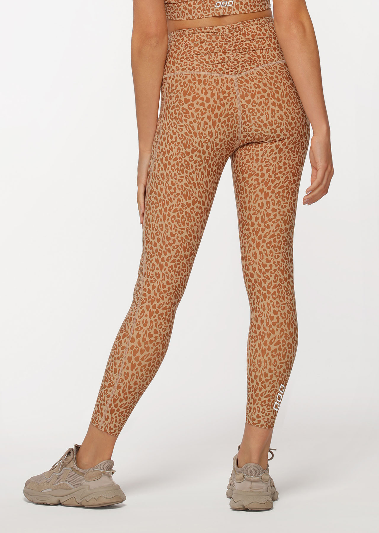 Lorna Jane Scrunch Back Ankle Biter Leggings
