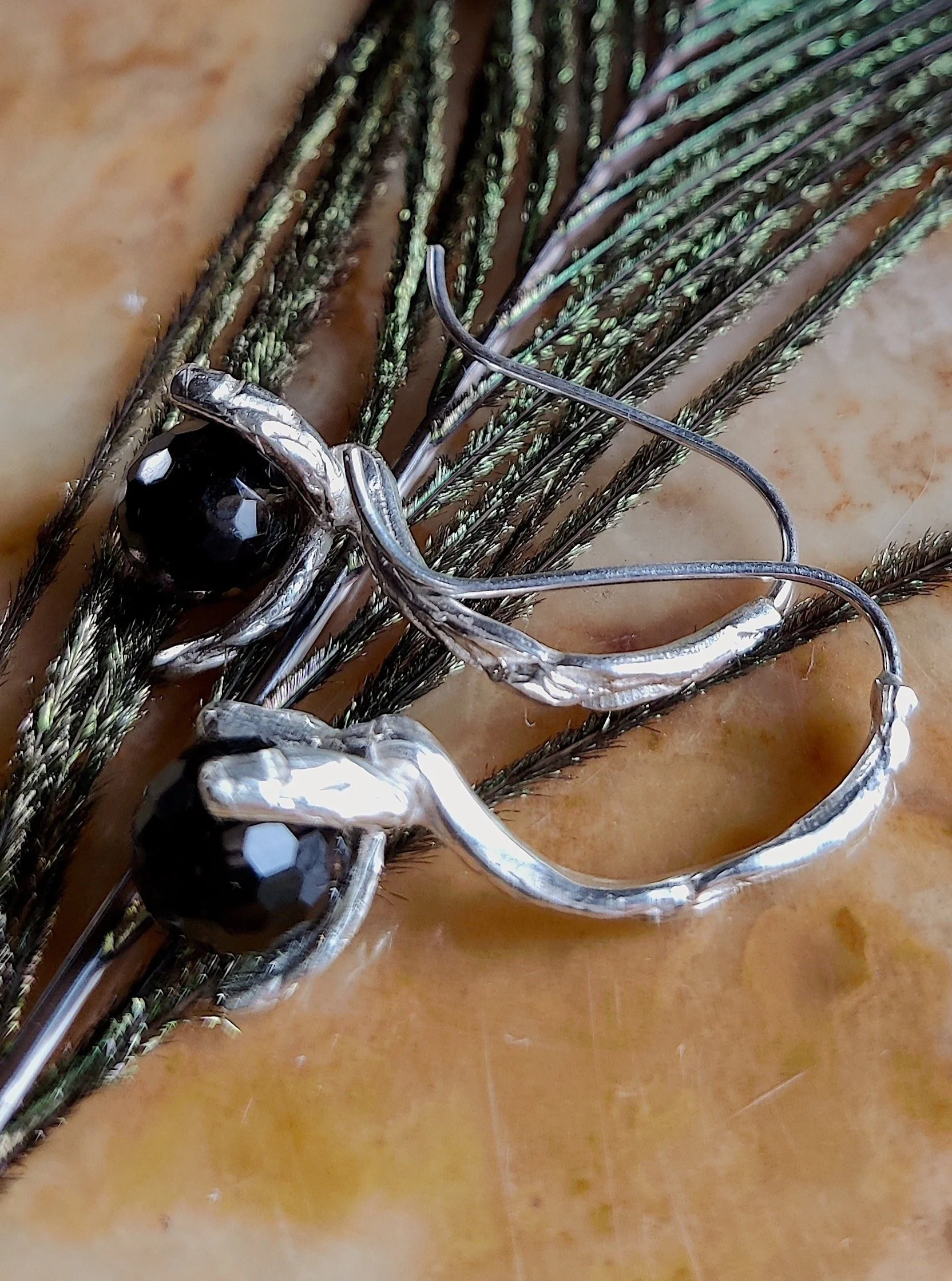 Oorbel zilver met bergkristal of rookkwarts: Julia