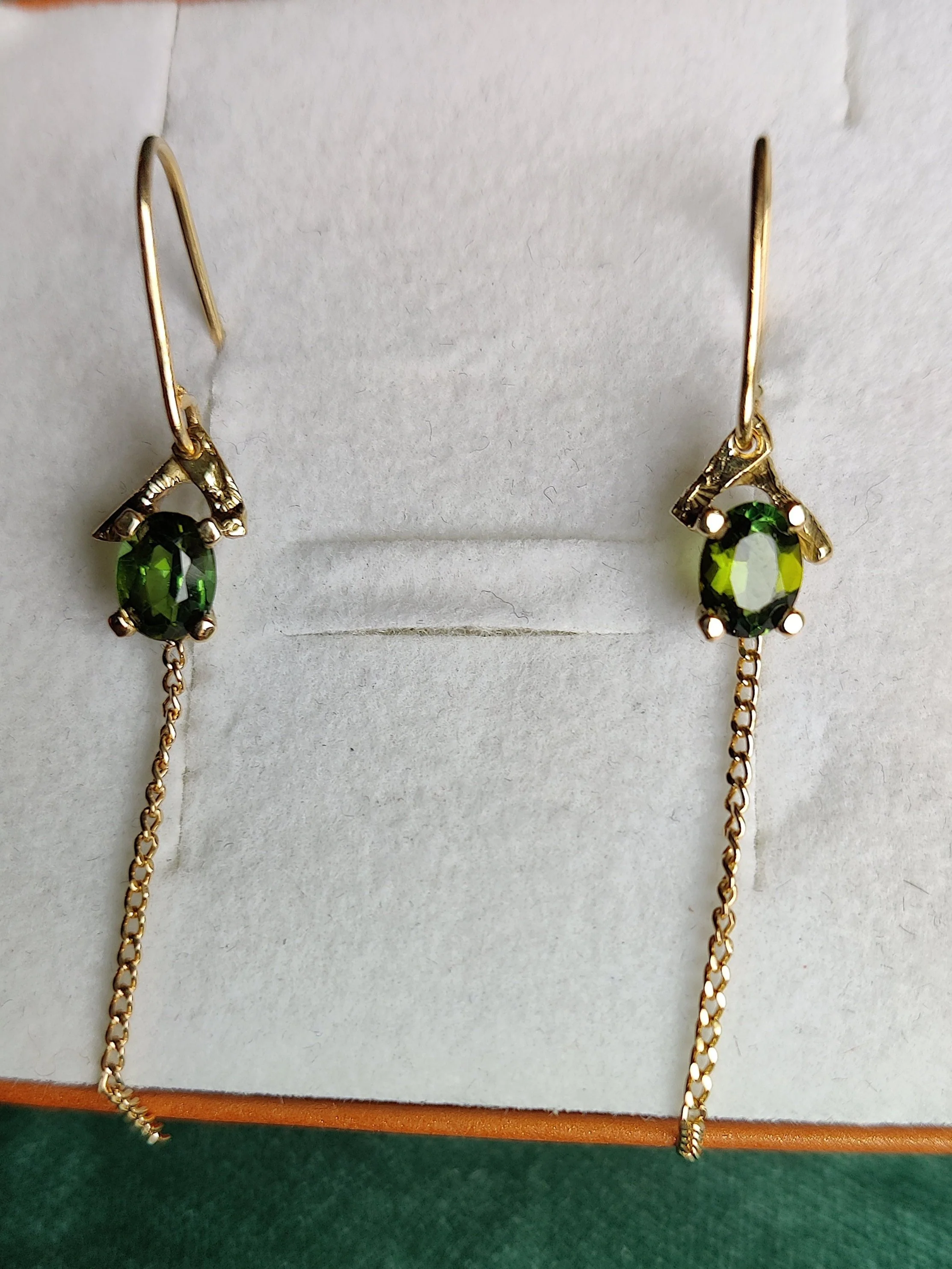 18K gouden oorhangers met toermalijn: Klara