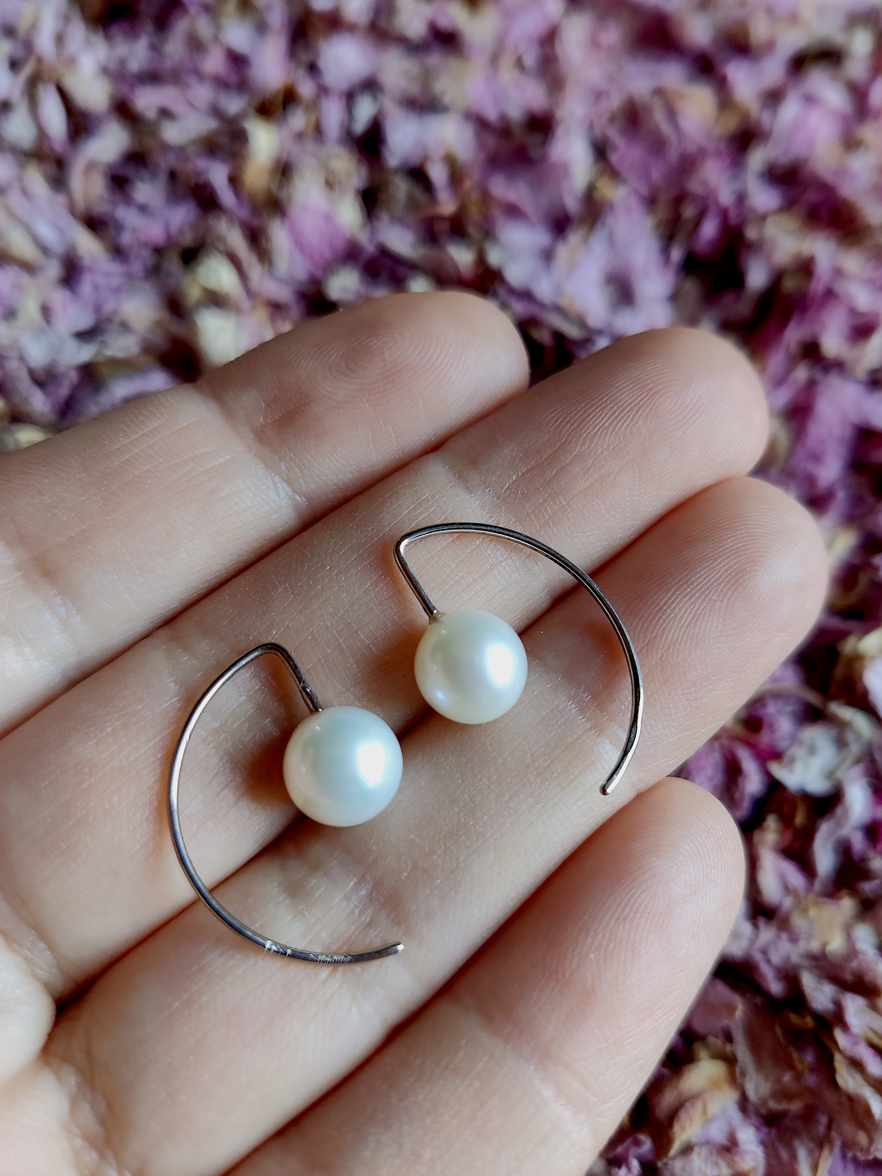 Oorbel in 18K wit goud met parel: Ellips