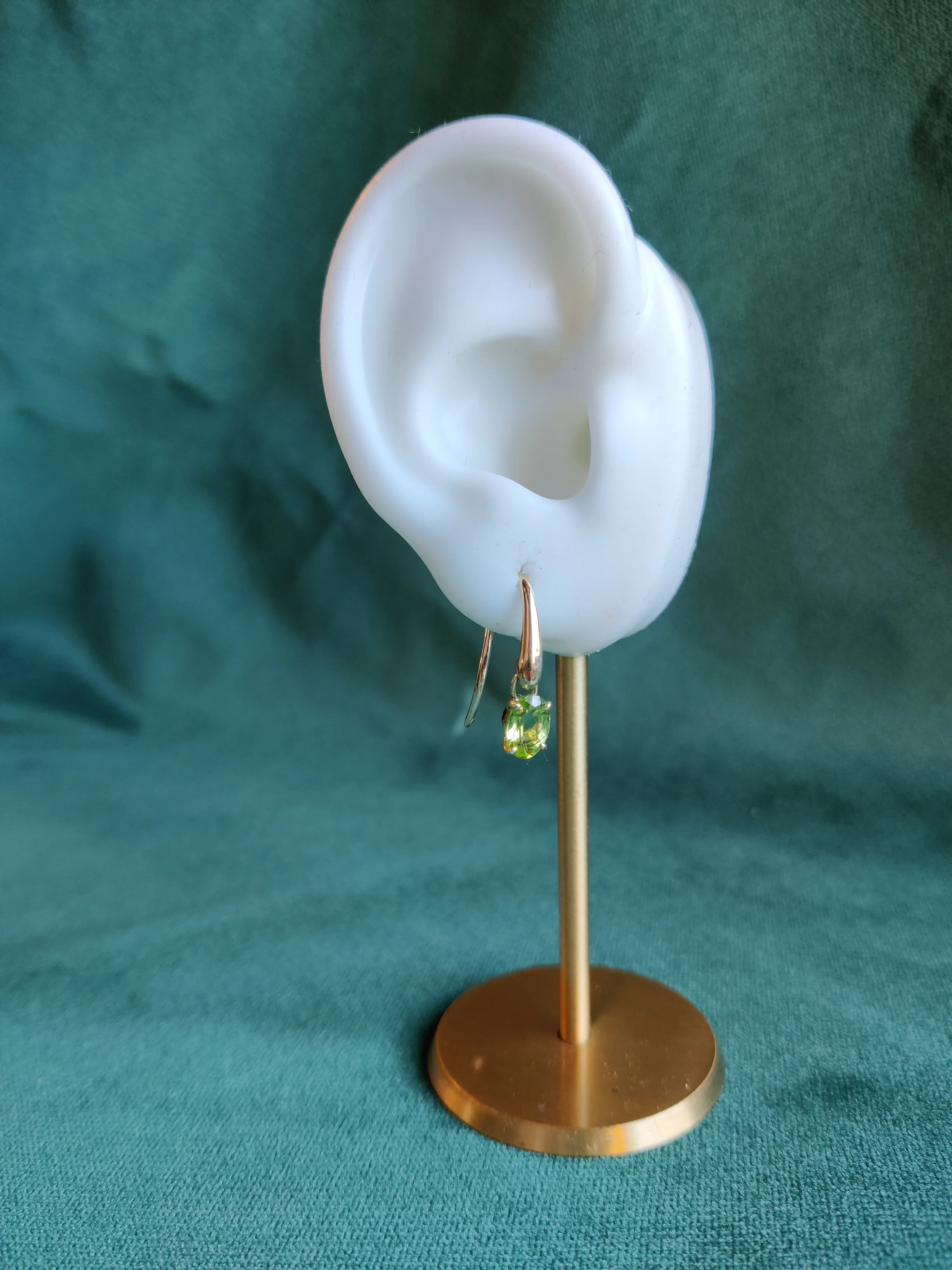 Oorbel in 14k geel goud met peridoot - Rhea