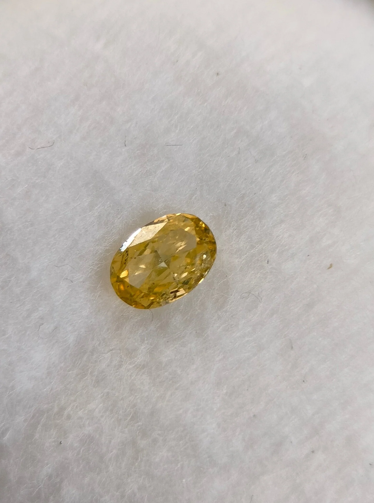 Diamant licht geel 0,24ct