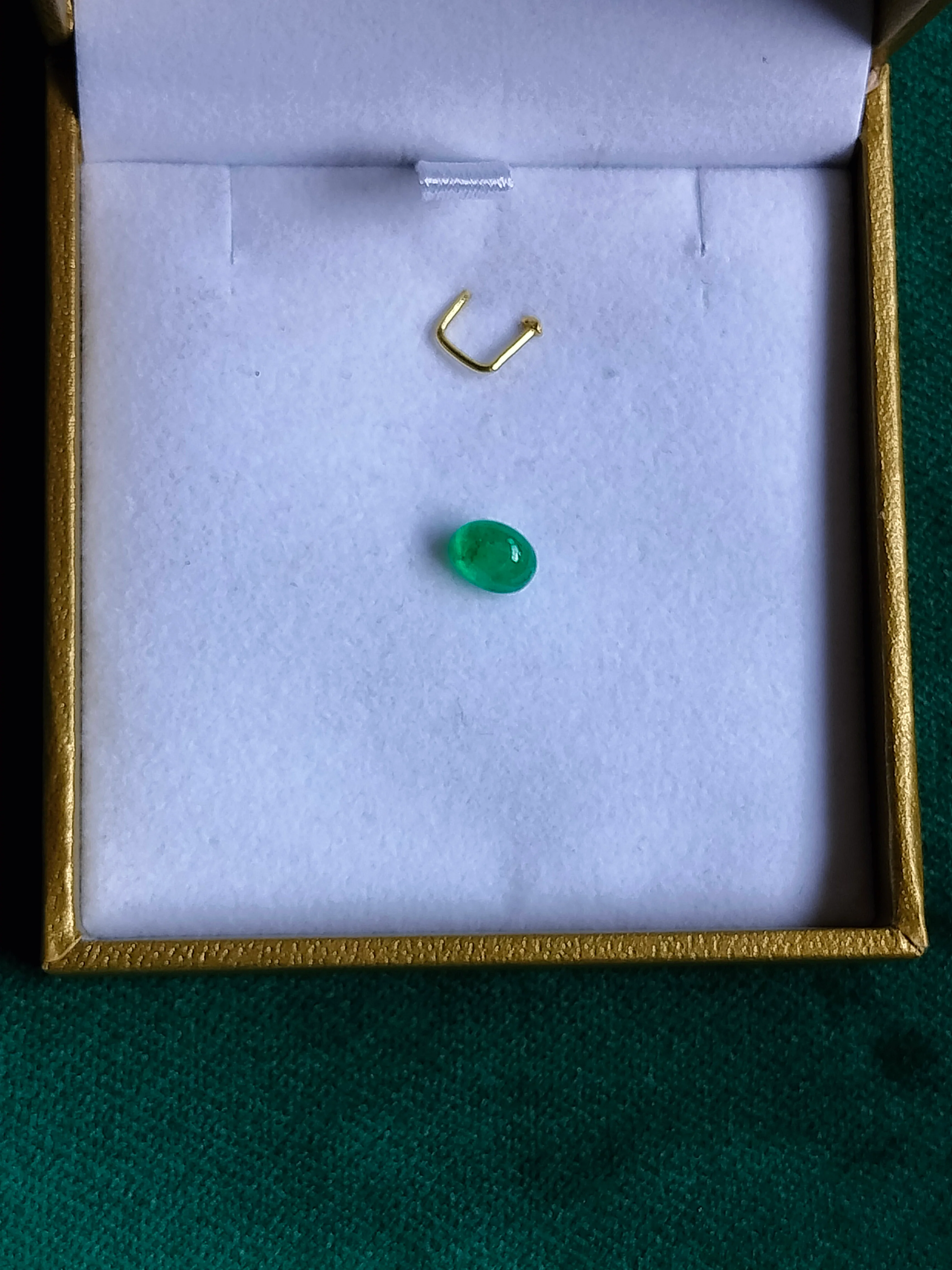 Smaragd ovale cabochon