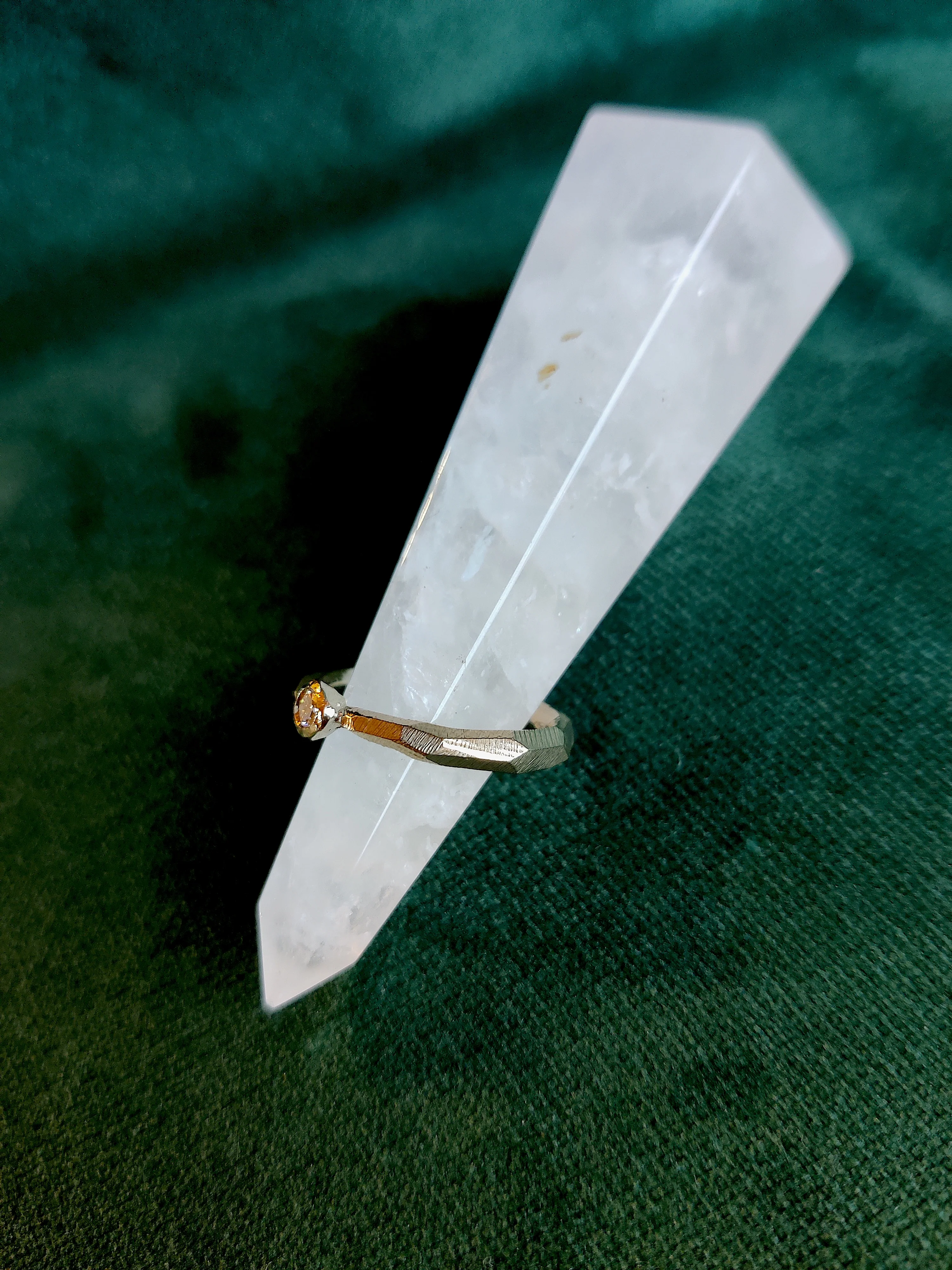 Ring in 18k wit goud met diamant: Gabrielle